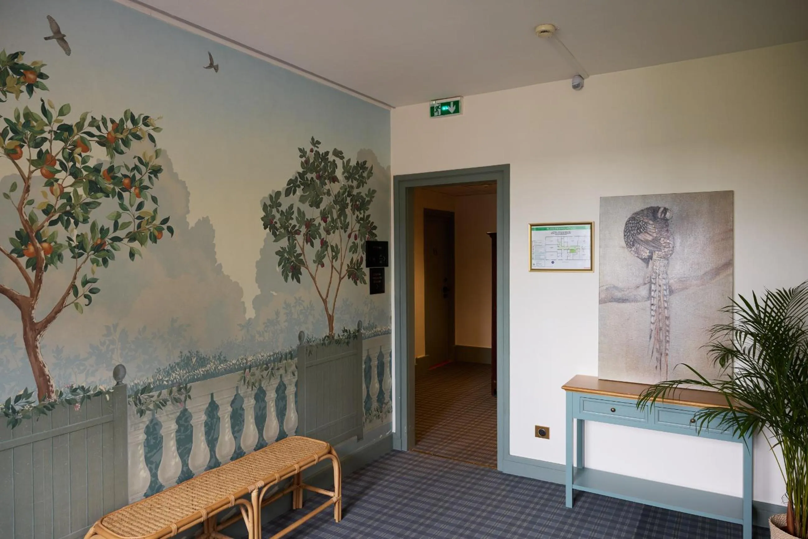 Decorative detail in Logis Hôtel Marguerite