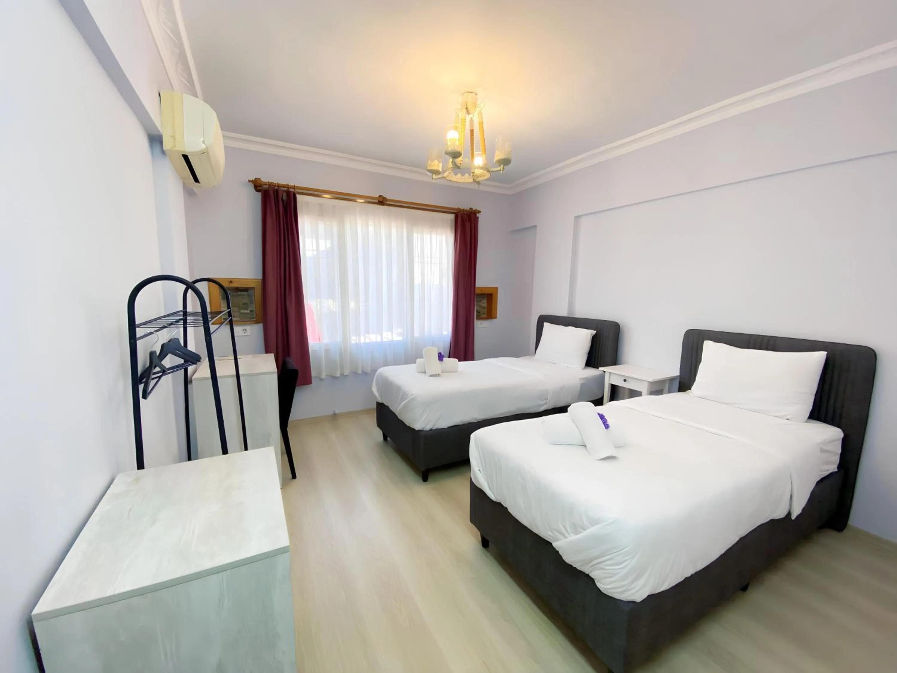 Bed in Queen Bee Hotel