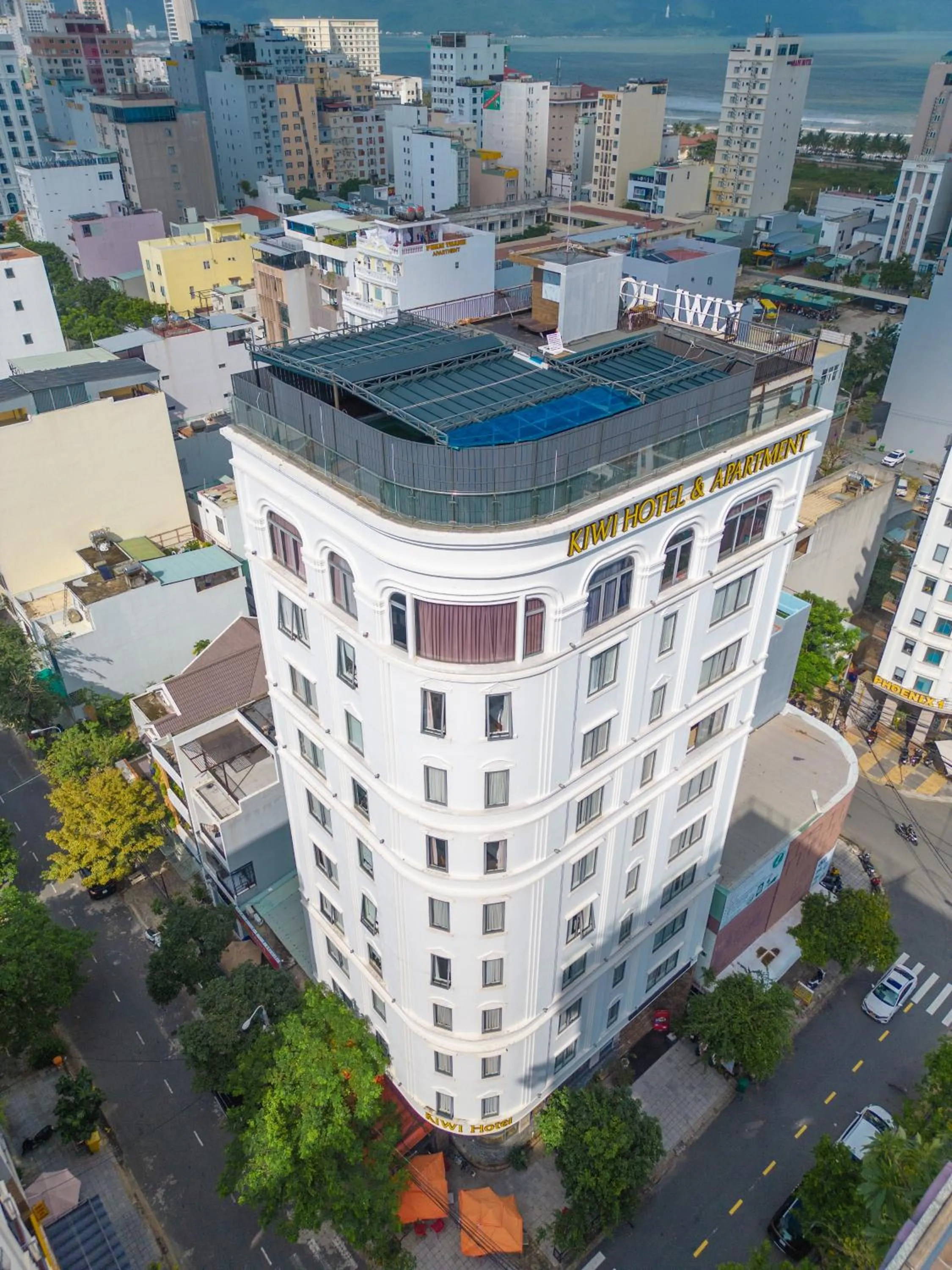 Breakfast in K Hotel Sauna and Massage