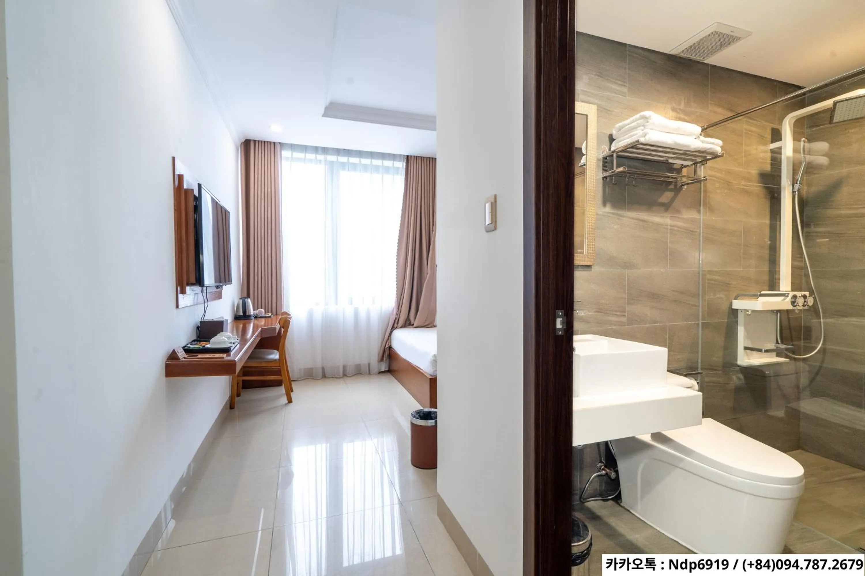 K Hotel Sauna and Massage