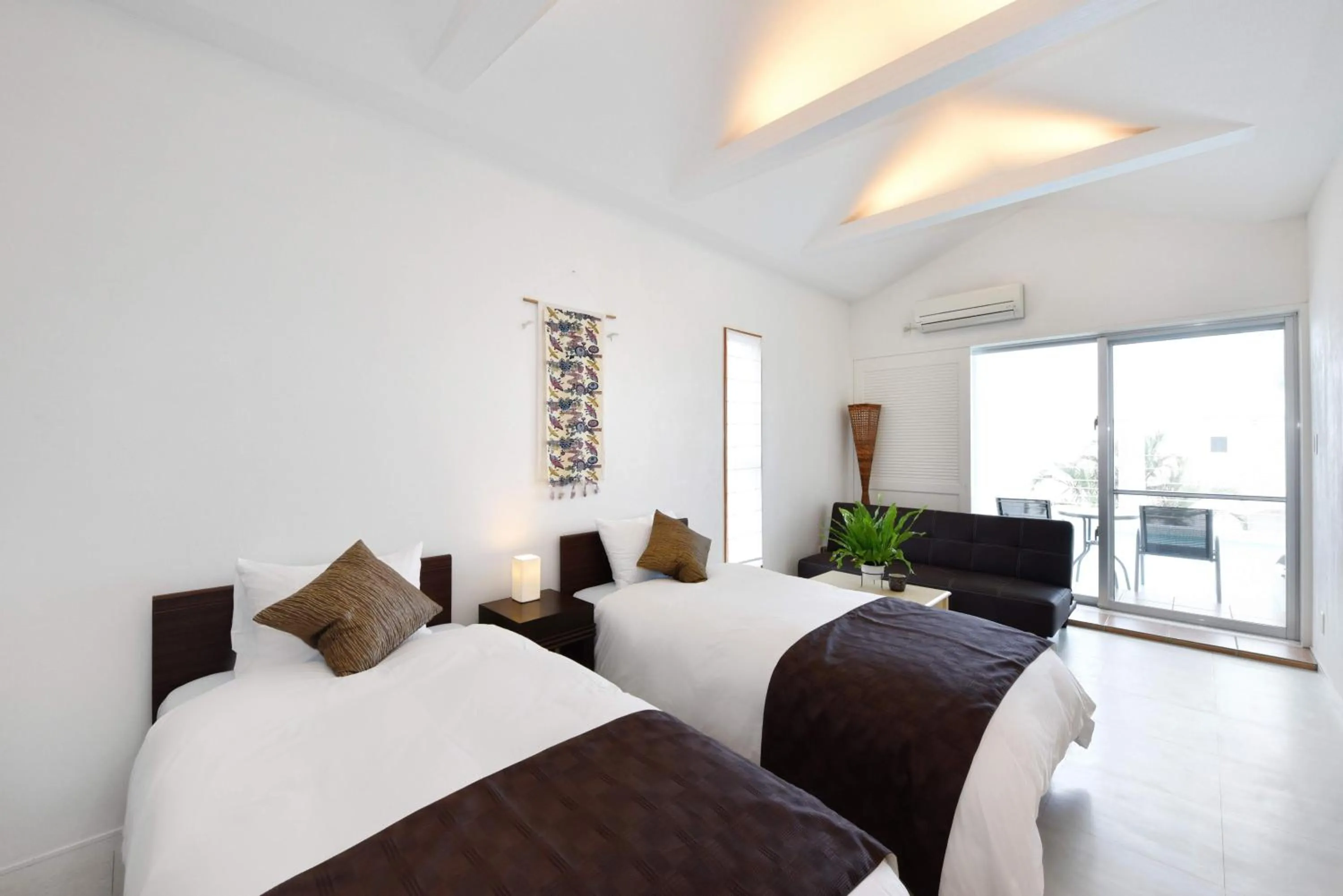 Bedroom, Bed in Route 6 Inn