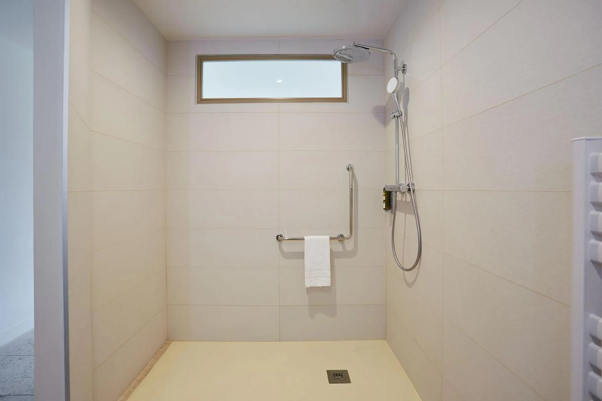 Bathroom in Logis Hôtel Le Rodin