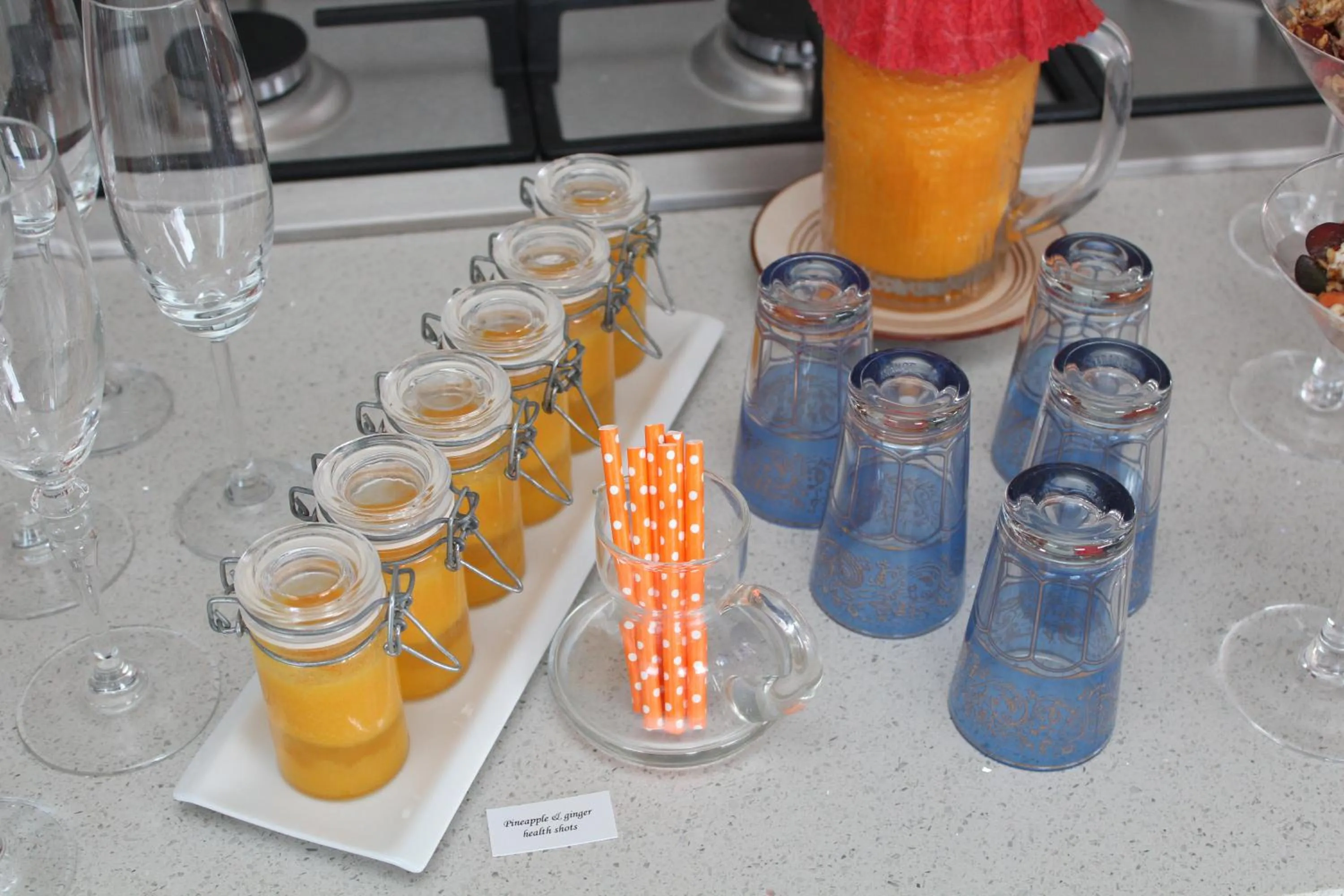 Breakfast in Beach Break B&B - Deluxe Suites