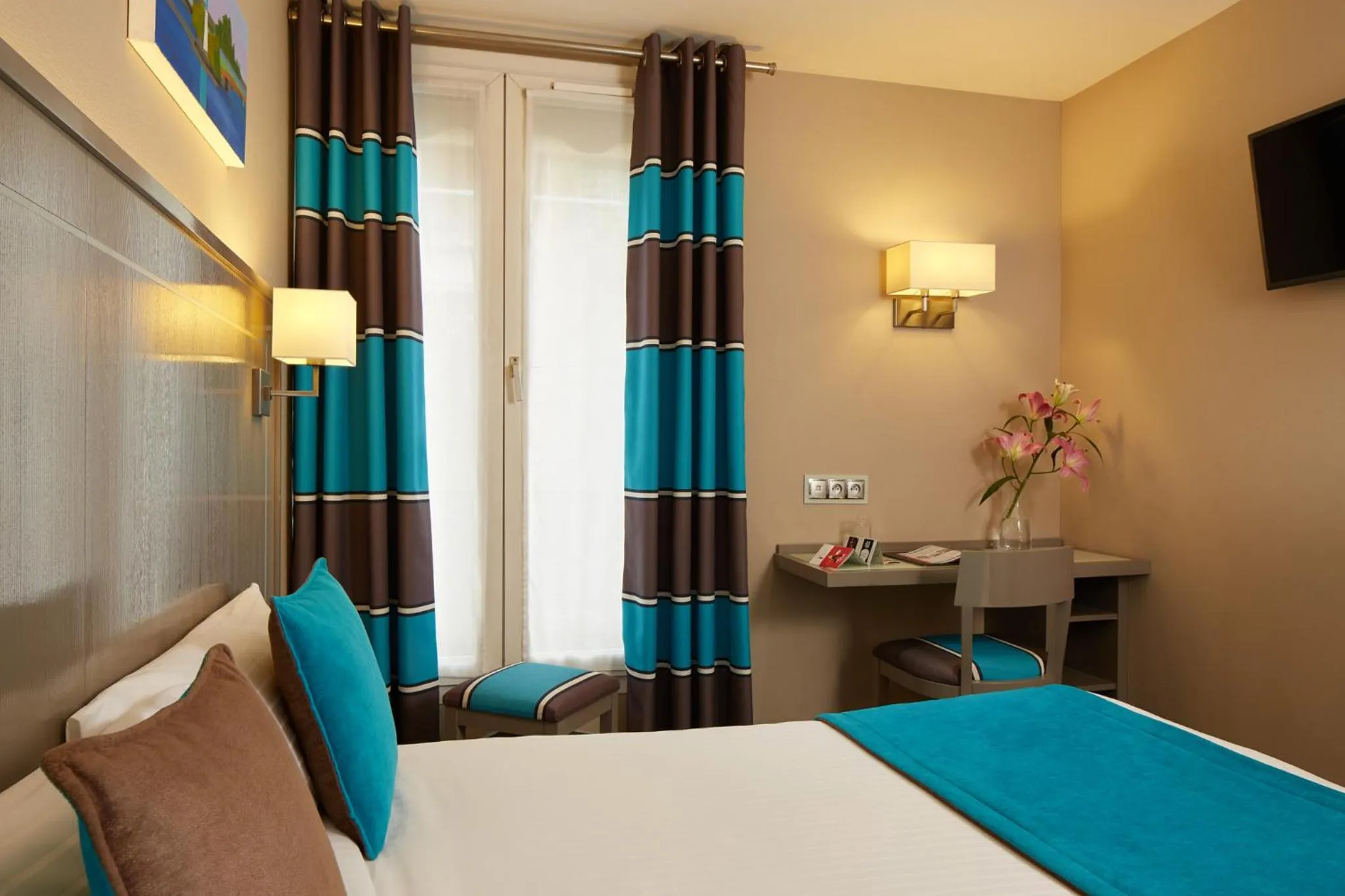 Bedroom, Bed in Beaugrenelle St-Charles Tour Eiffel