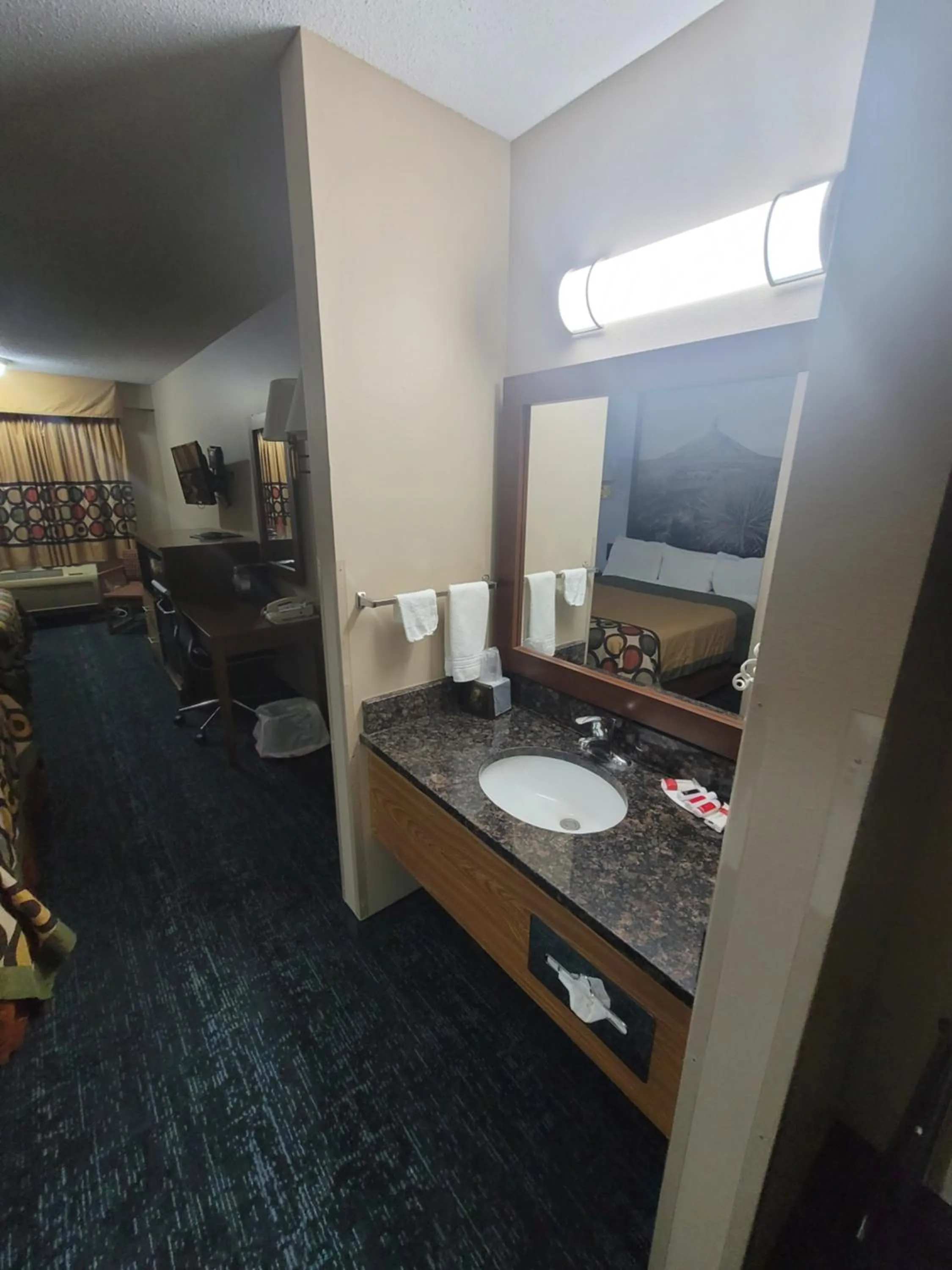 Super 8 by Wyndham Valentine NE