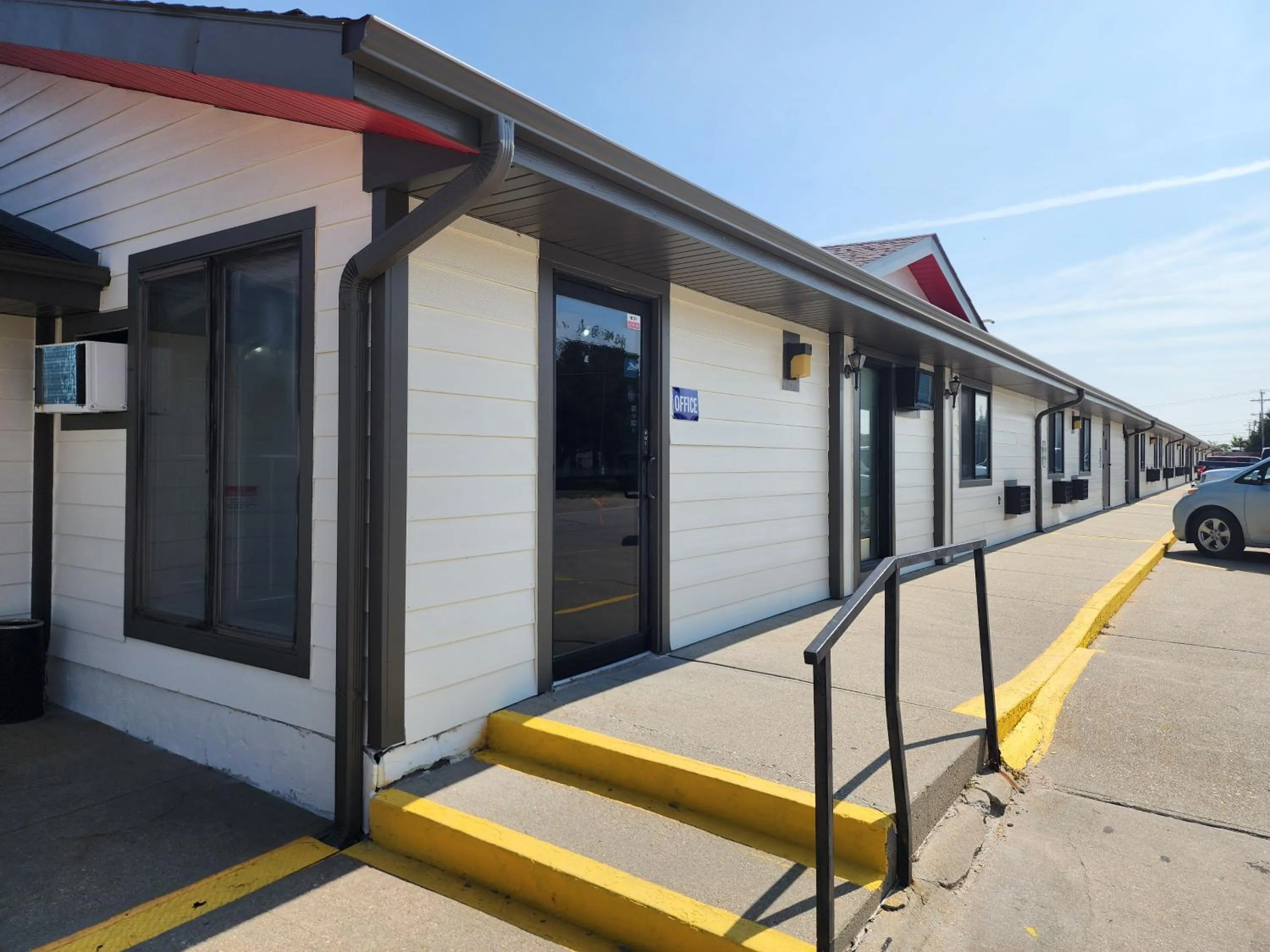 Property building in Super 8 by Wyndham Valentine NE