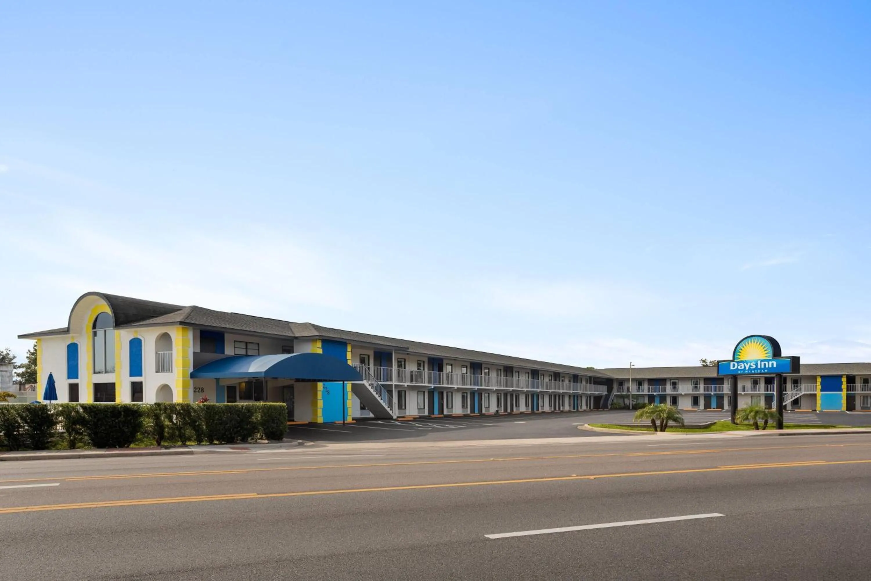 Property building in Days Inn by Wyndham Apopka/Orlando
