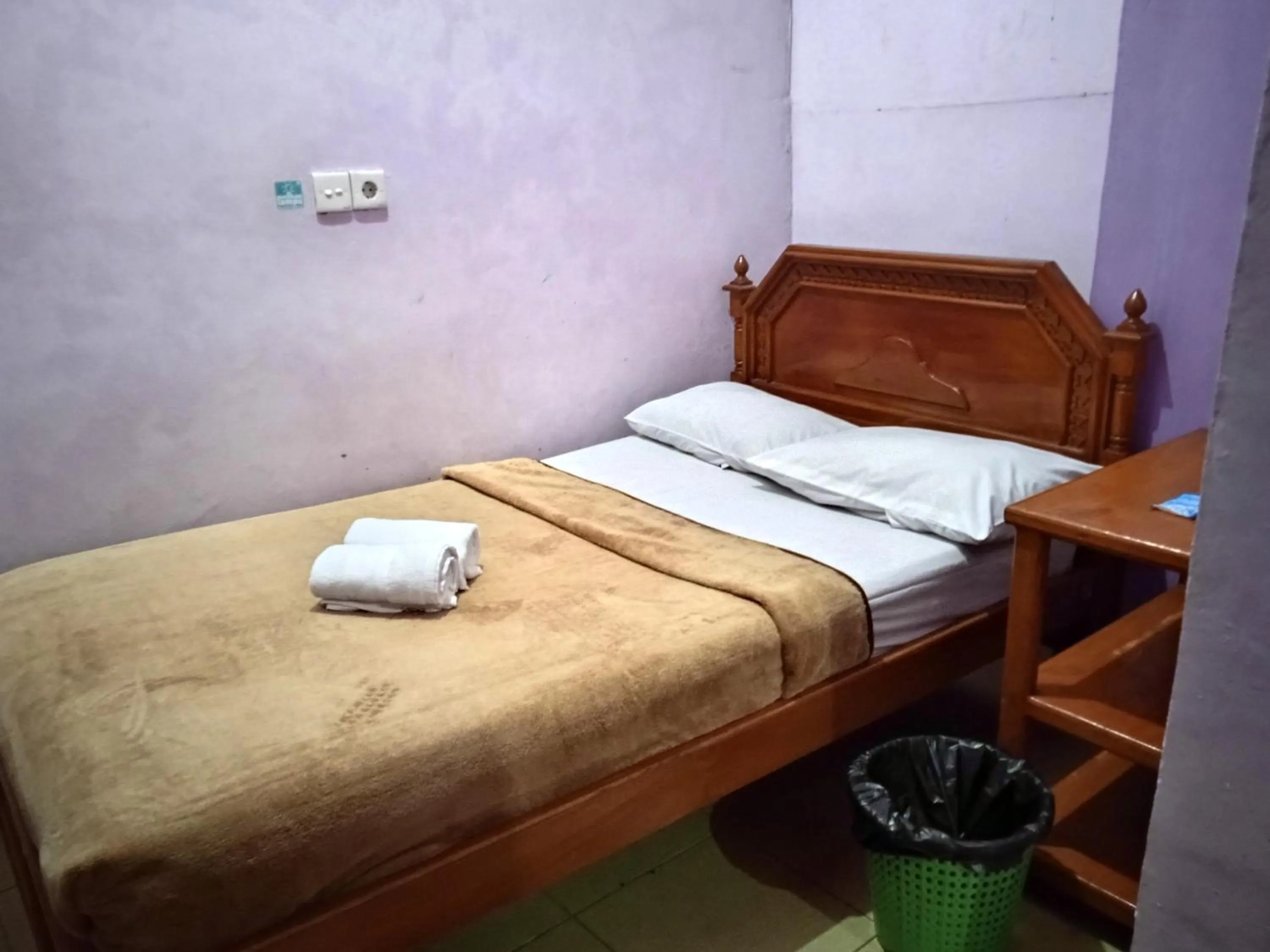 Bedroom in Trivadoh Syariah Hotel