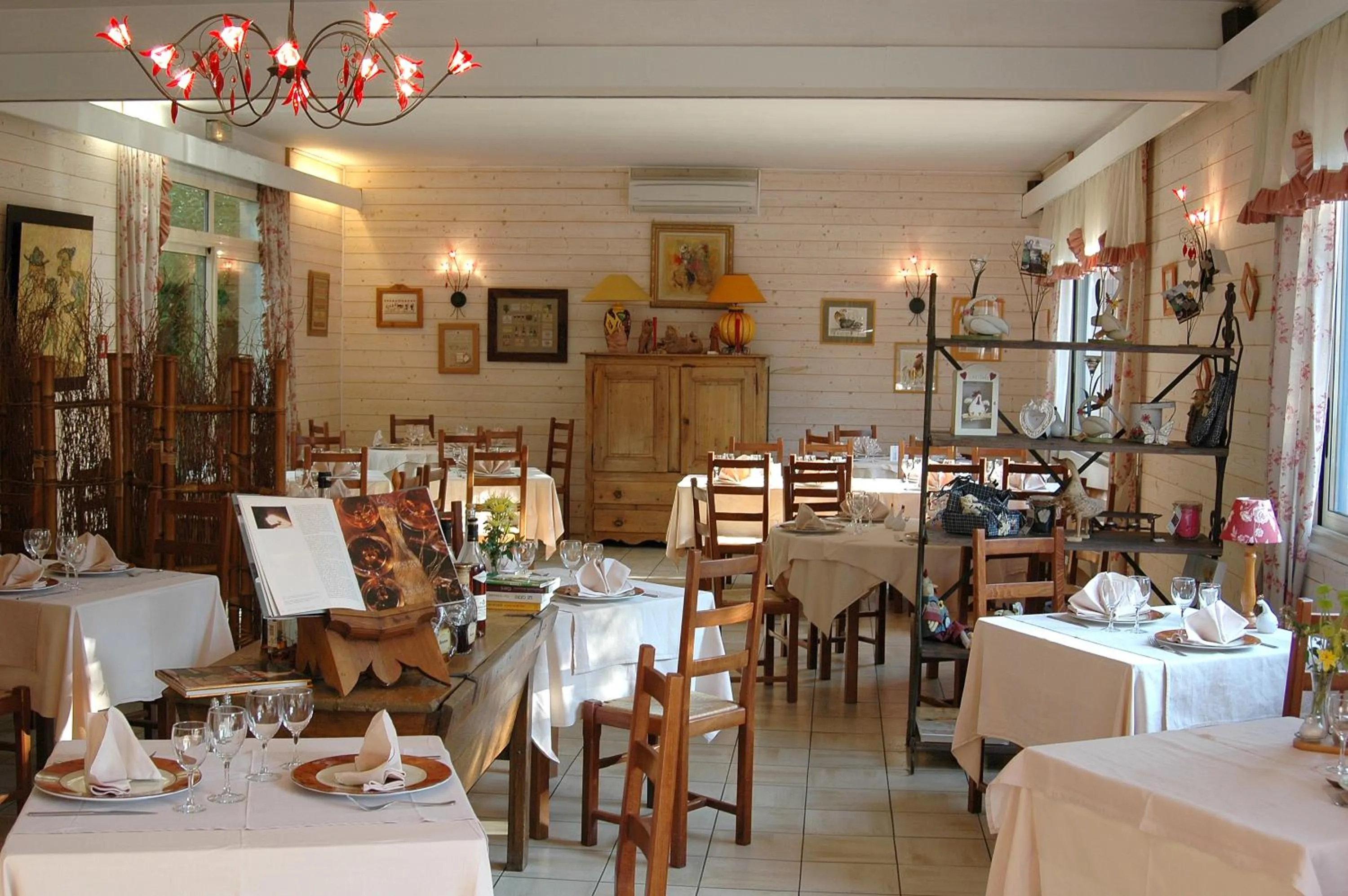 Restaurant/places to eat in Hotel Restaurant des Thermes