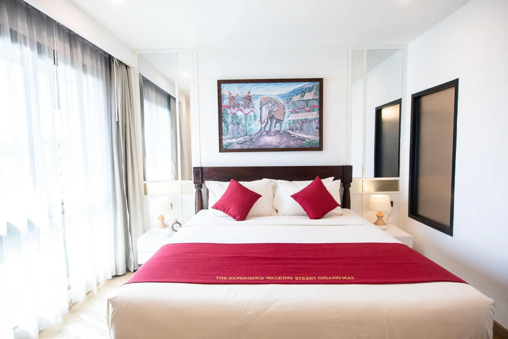 Deluxe King Room in The Experience Walking Street Chiang Mai Deluxe King Room in The Experience Walking Street Chiang Mai