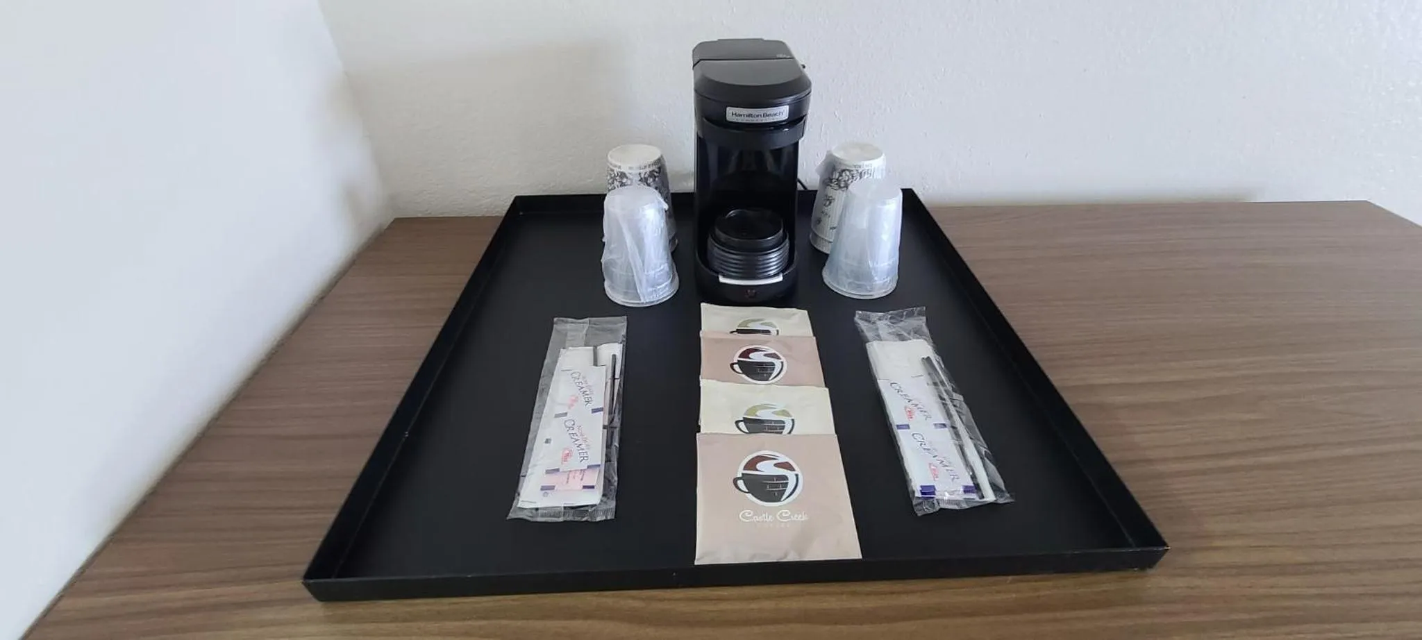 Bedroom in Red Roof Inn Byron