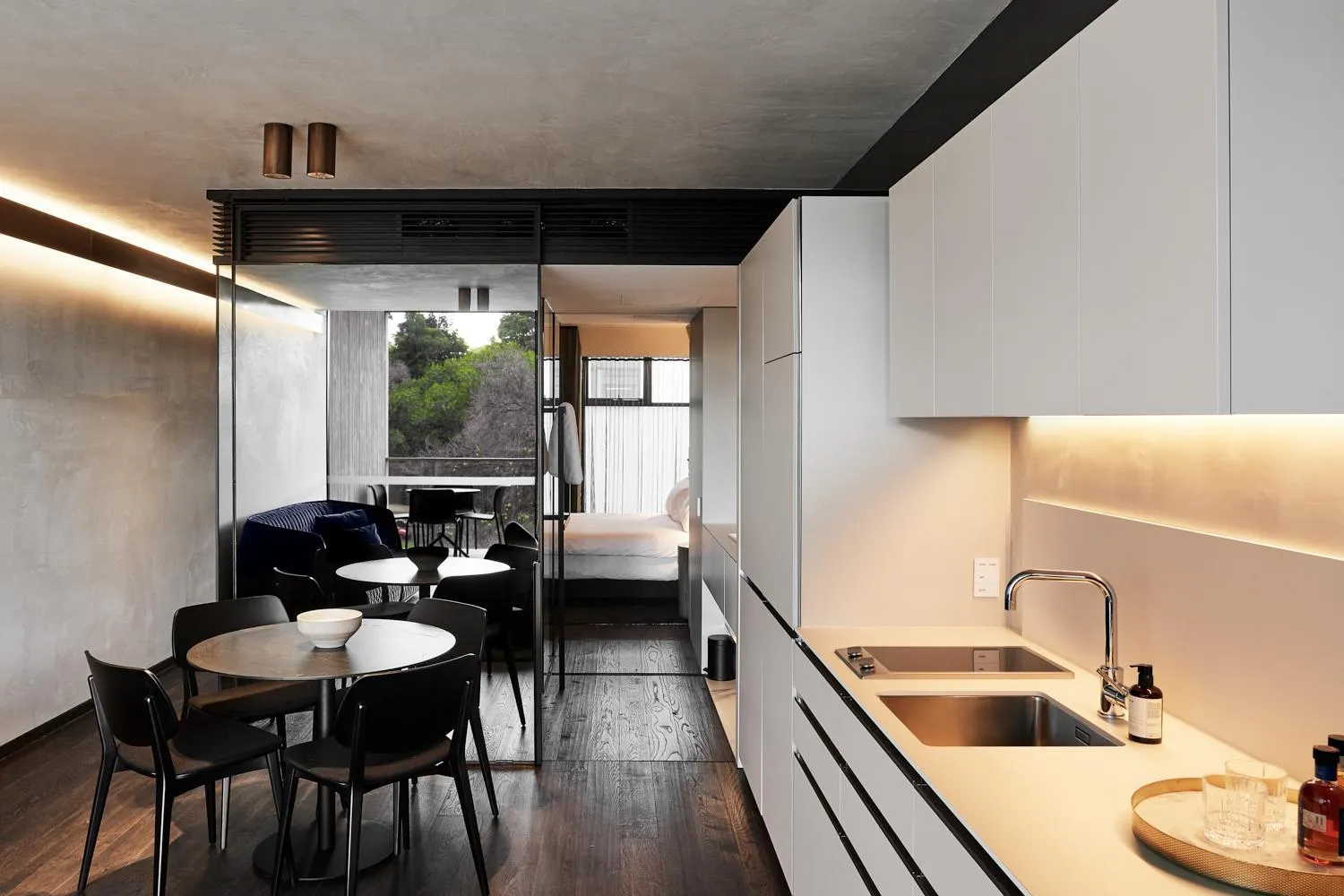 Kitchen or kitchenette in United Places Hotel Botanic Gardens