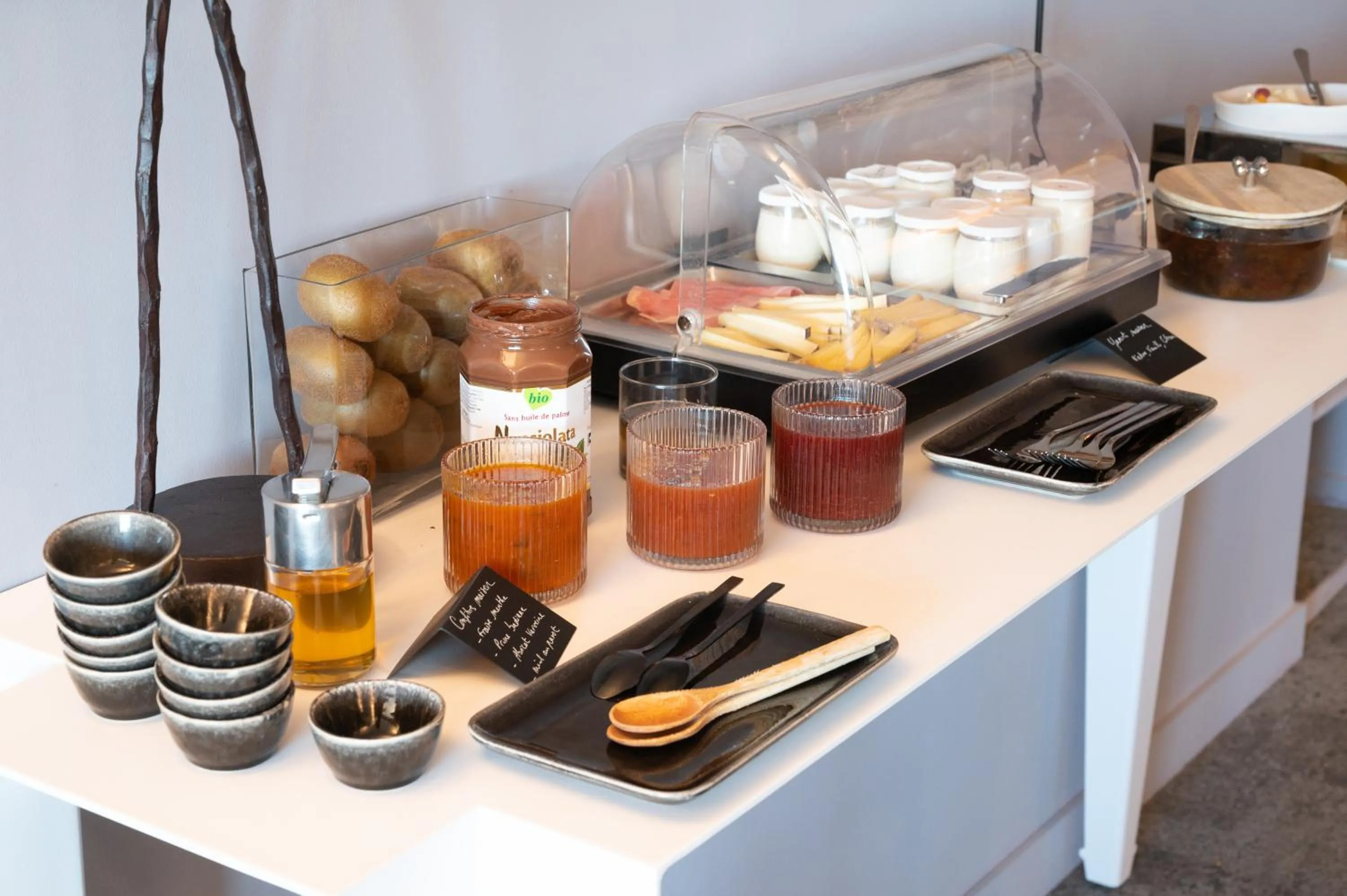 Buffet breakfast in Key Largo