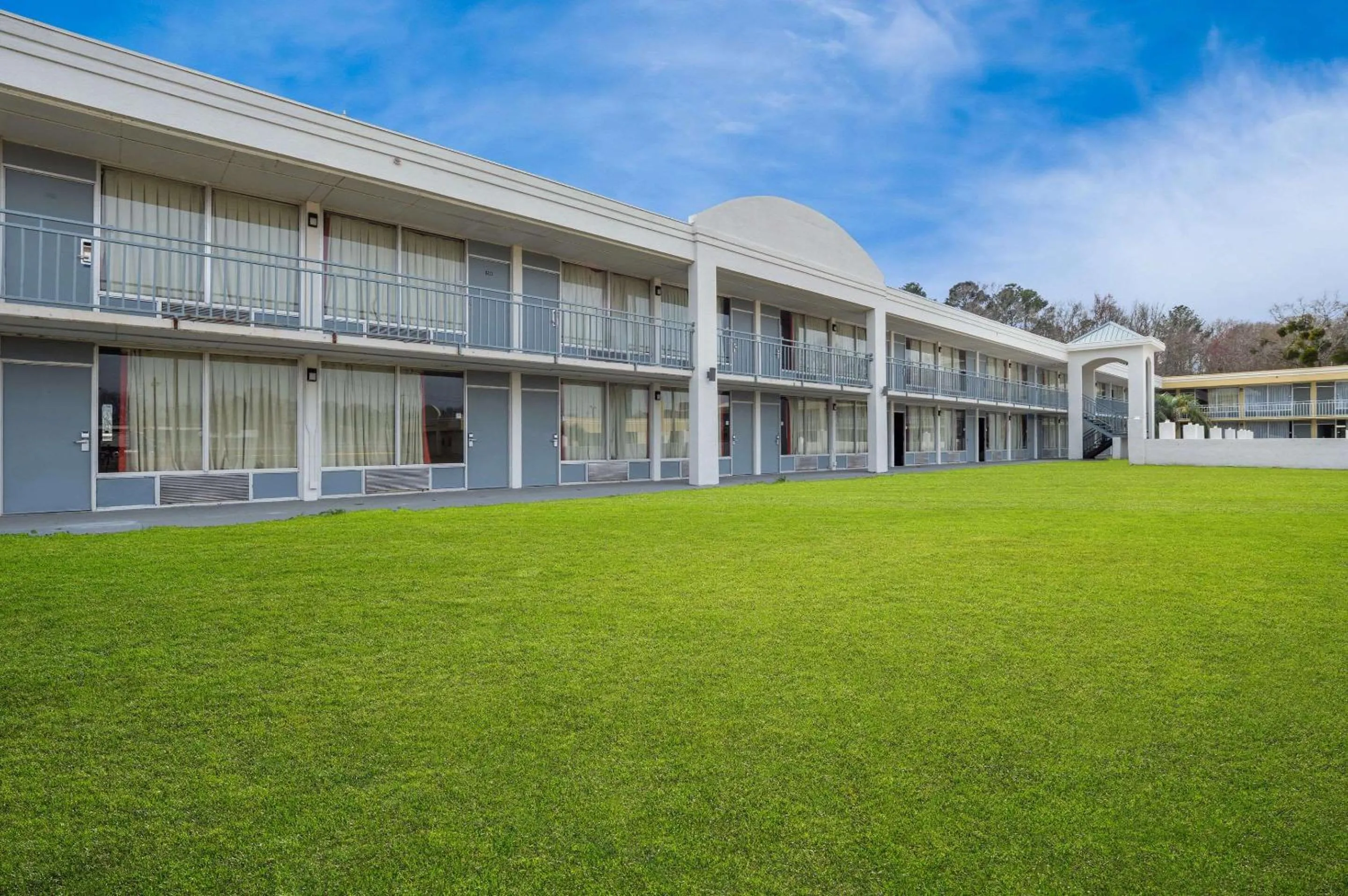 Property building in Econo Lodge Yemassee