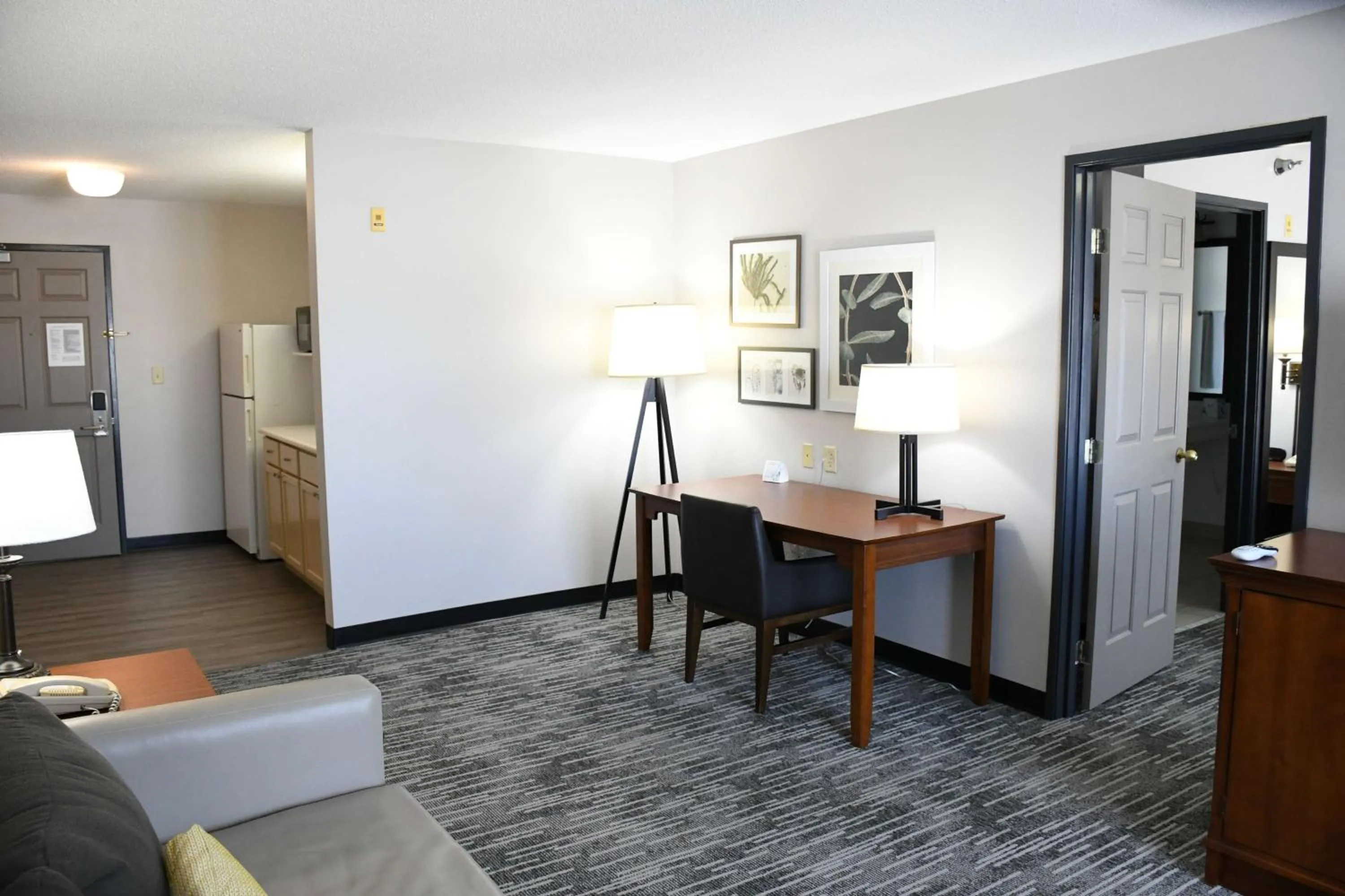 Bedroom in Best Western Harmony Inn Fort Dodge Iowa