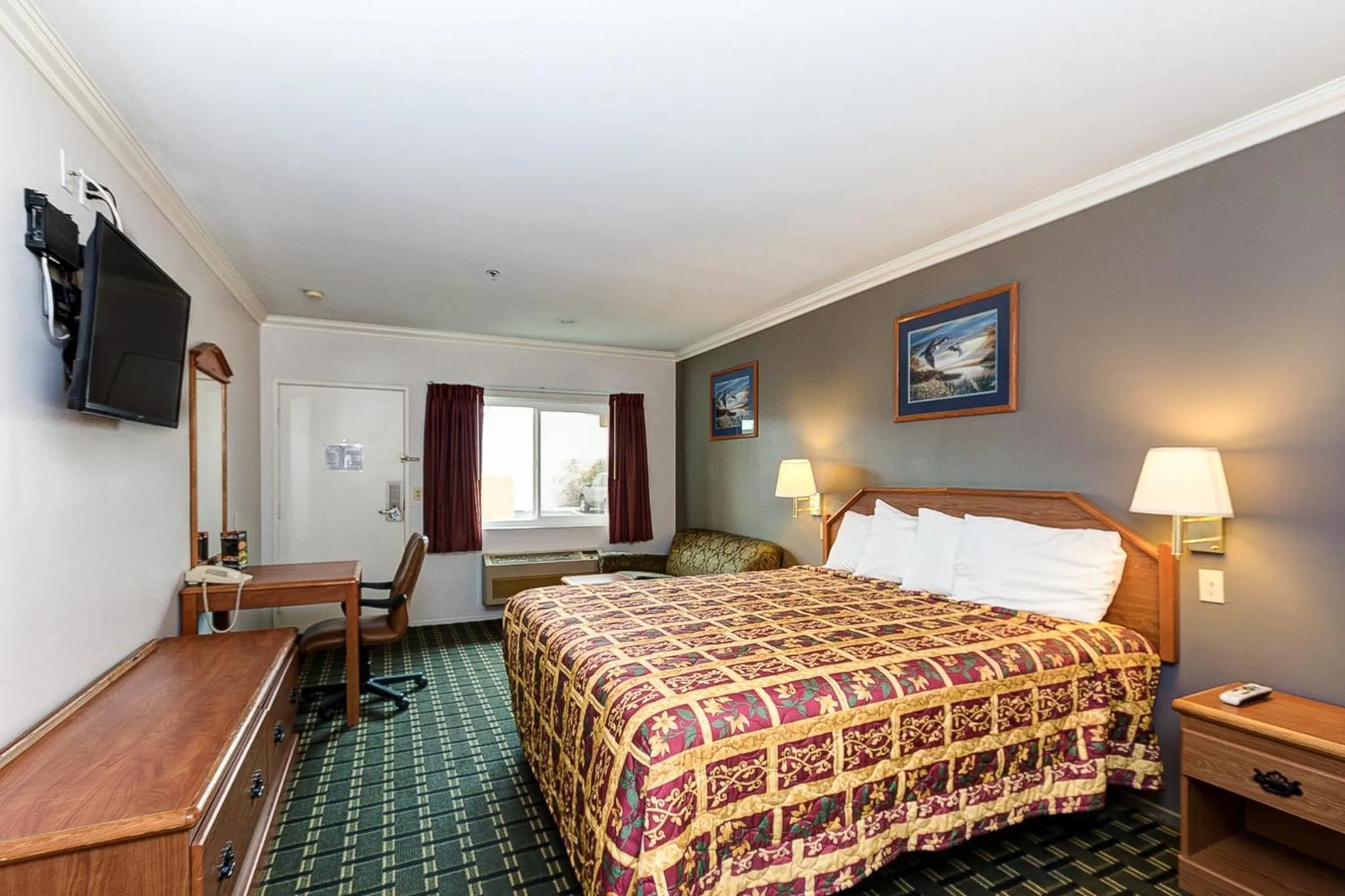 Bed in Buena Vista Inn