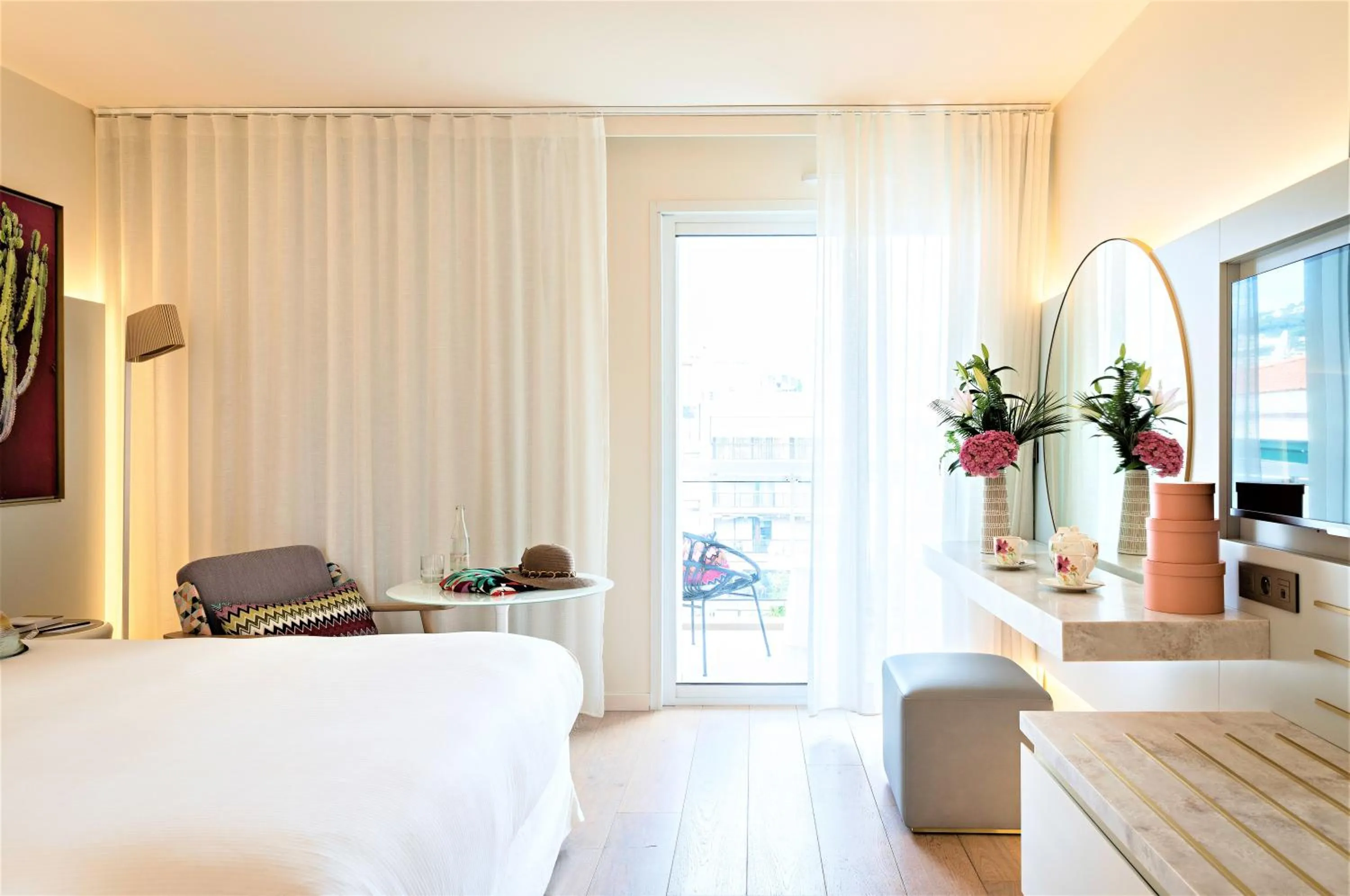 Bed in Croisette Beach Hotel Cannes - MGallery Collection