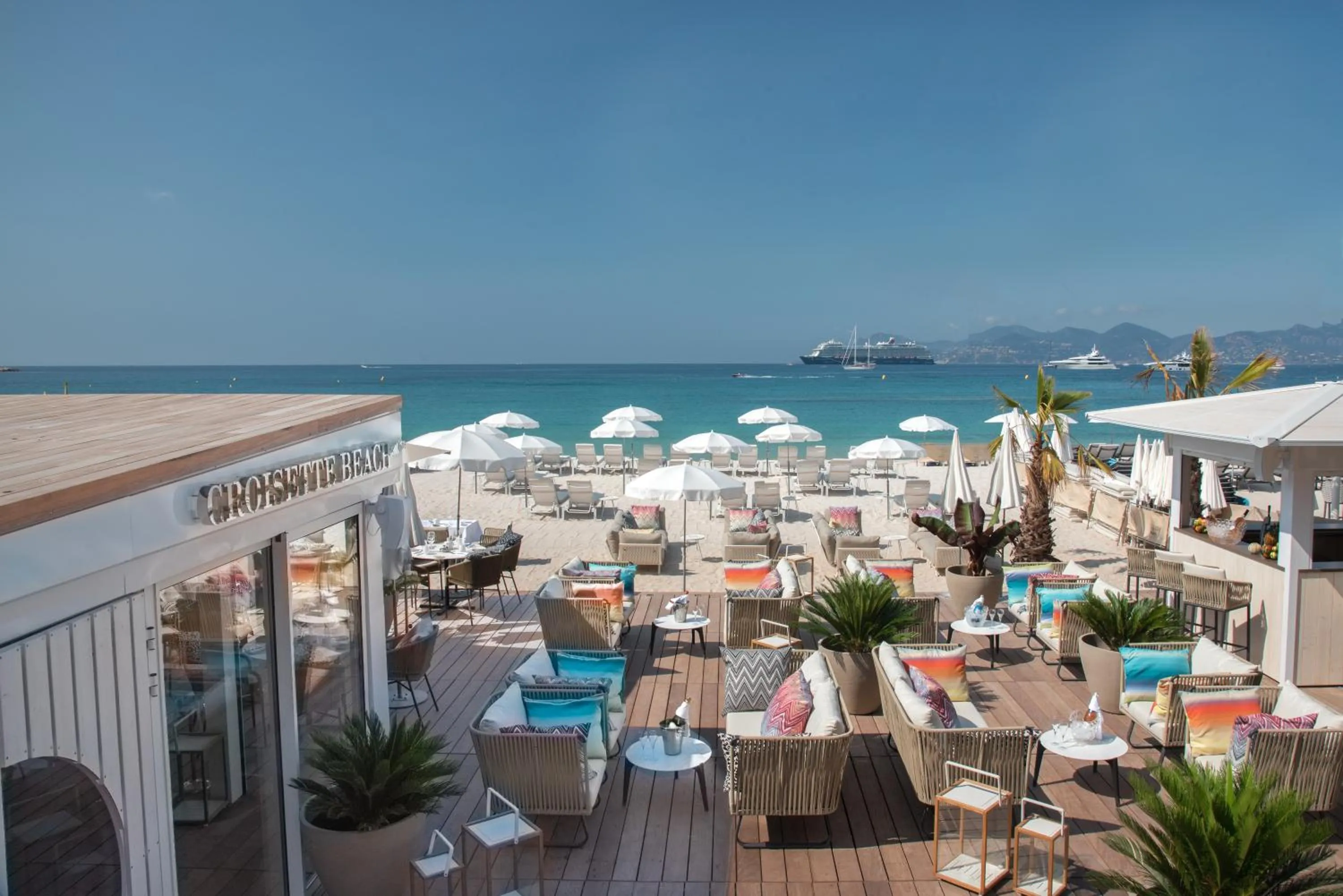 Beach in Croisette Beach Hotel Cannes - MGallery Collection
