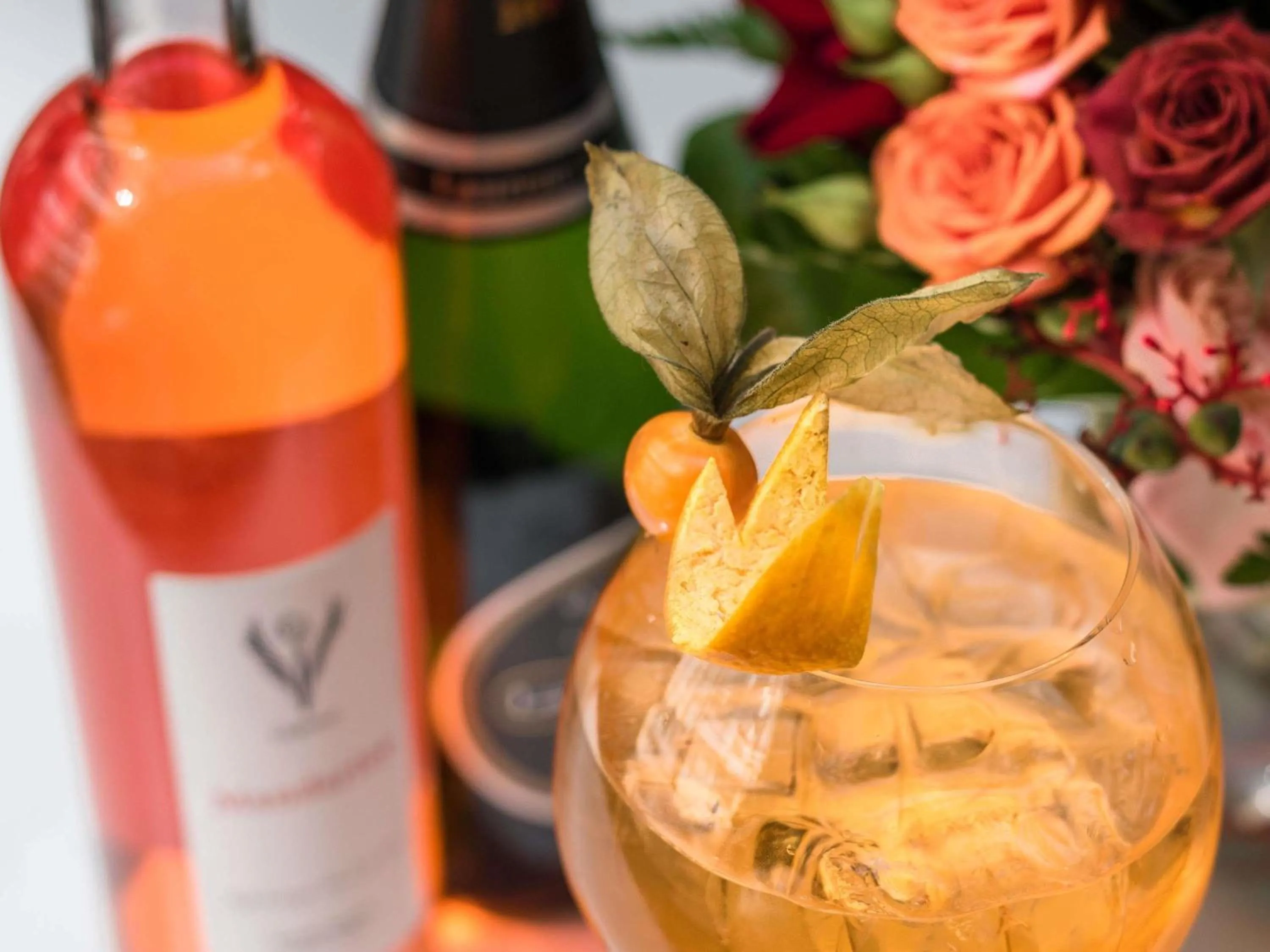 Lounge or bar in Croisette Beach Hotel Cannes - MGallery Collection