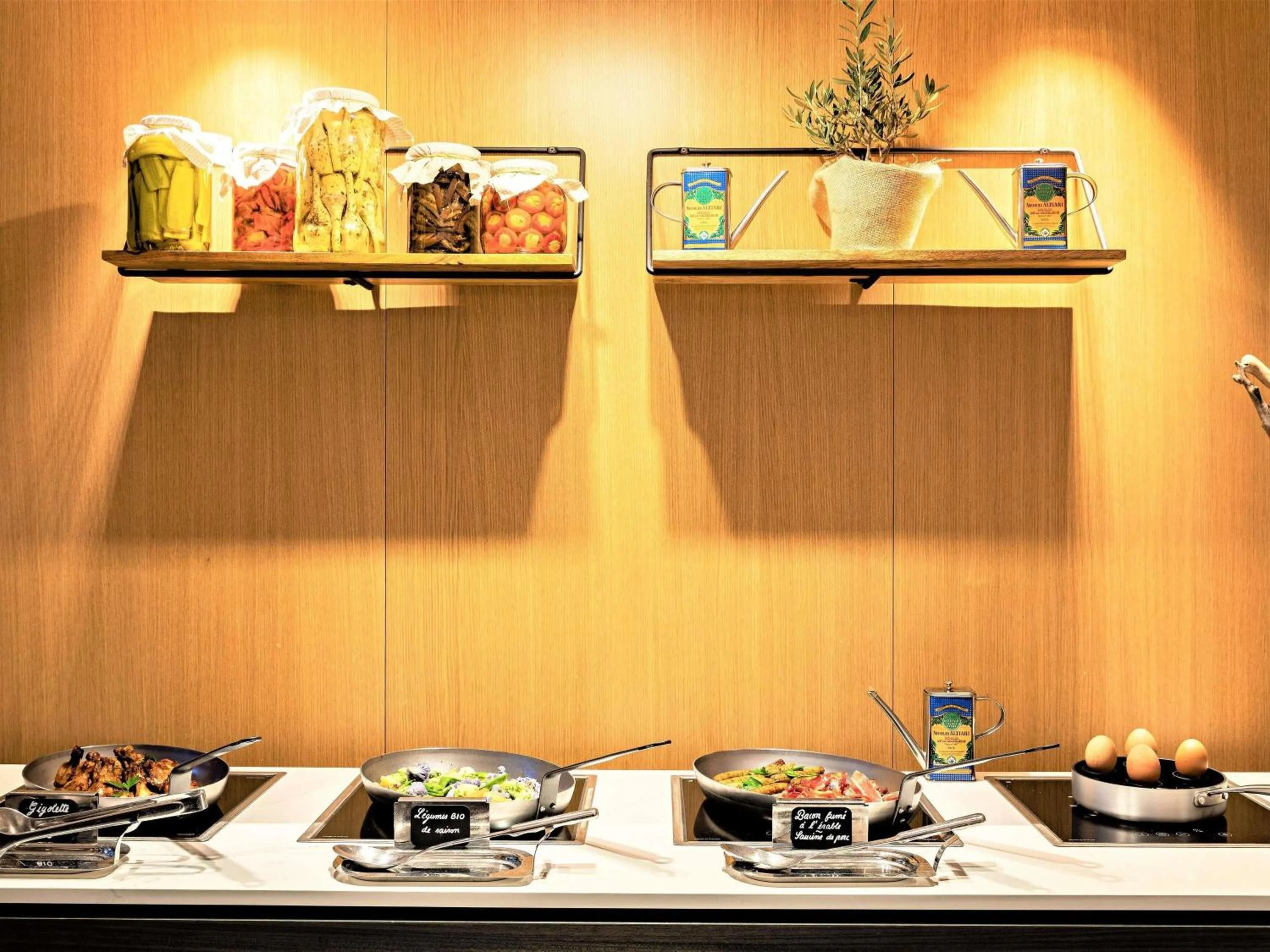 Breakfast in Croisette Beach Hotel Cannes - MGallery Collection