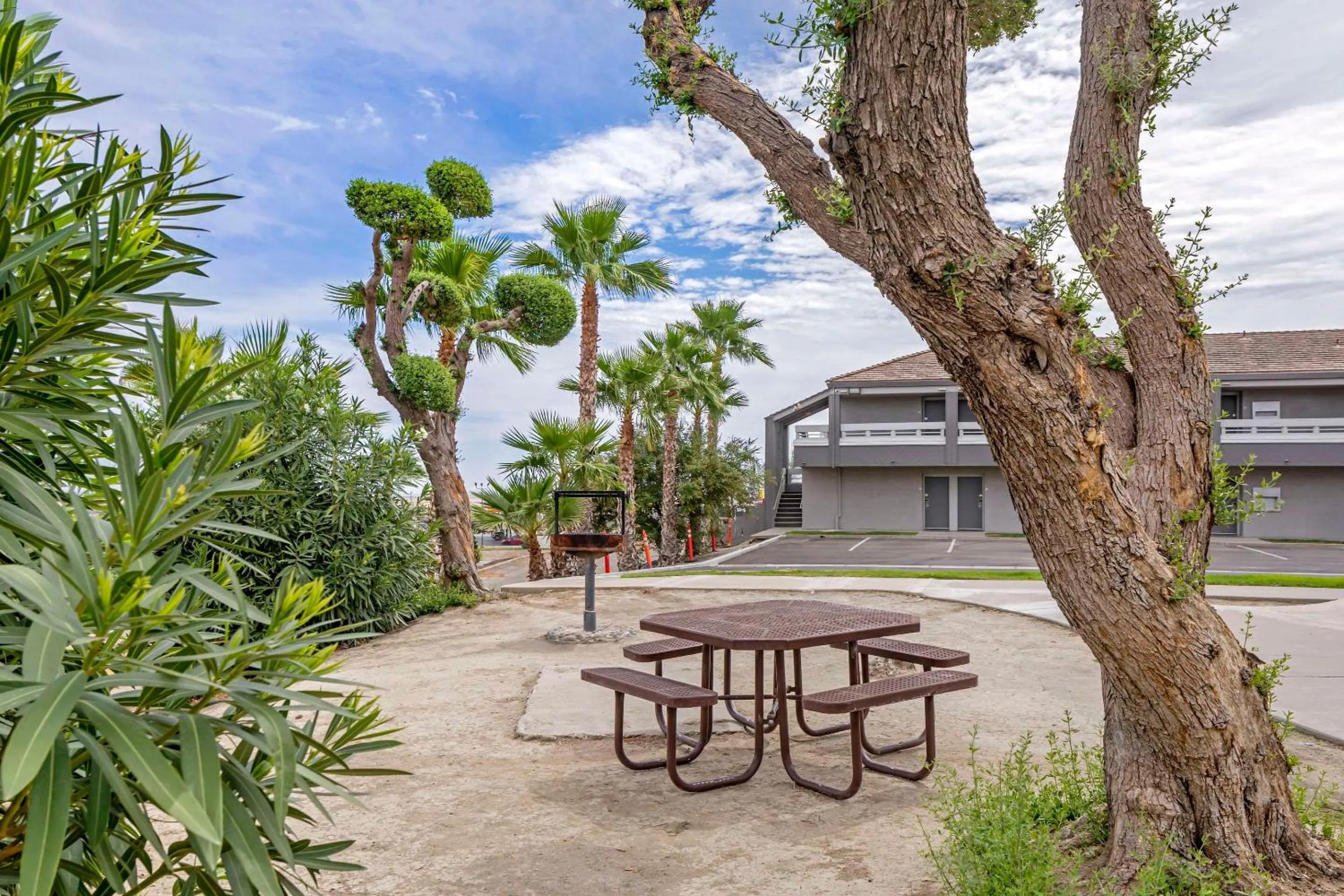 Other in Quality Inn Kettleman City near Hwy 41