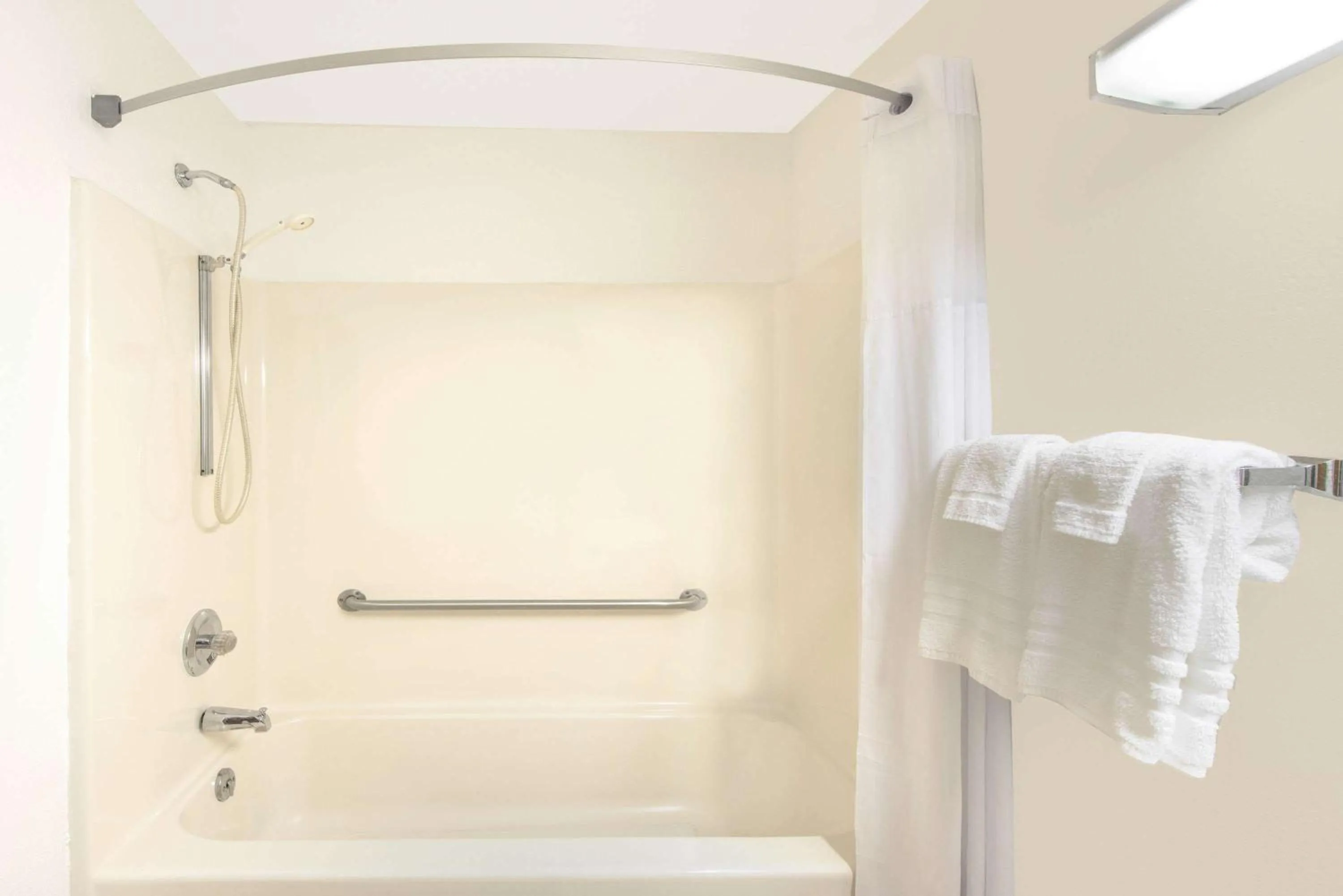 Photo of the whole room in Days Inn by Wyndham Kingdom City