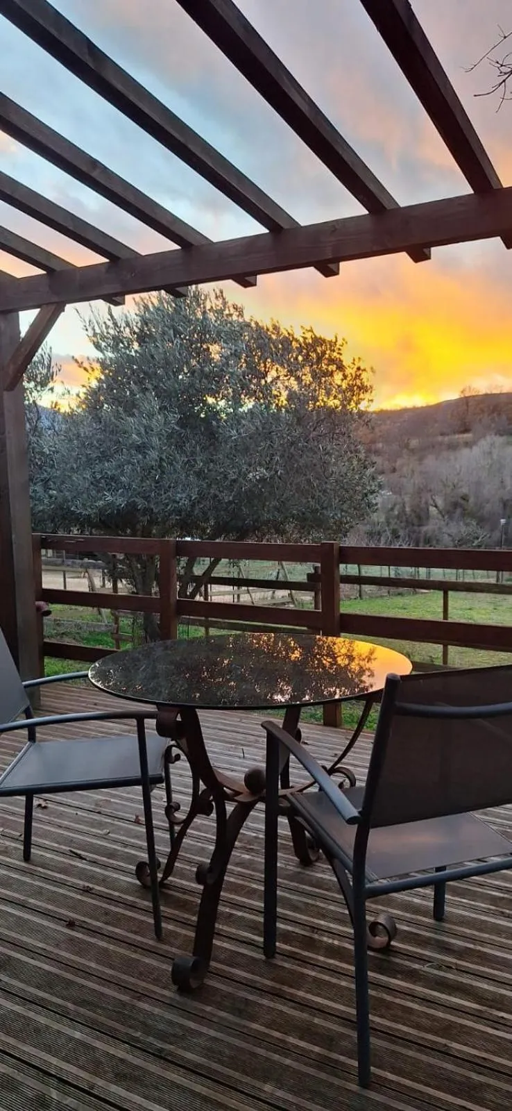 Patio in Chambre d'hôtes Le Petit Ranch