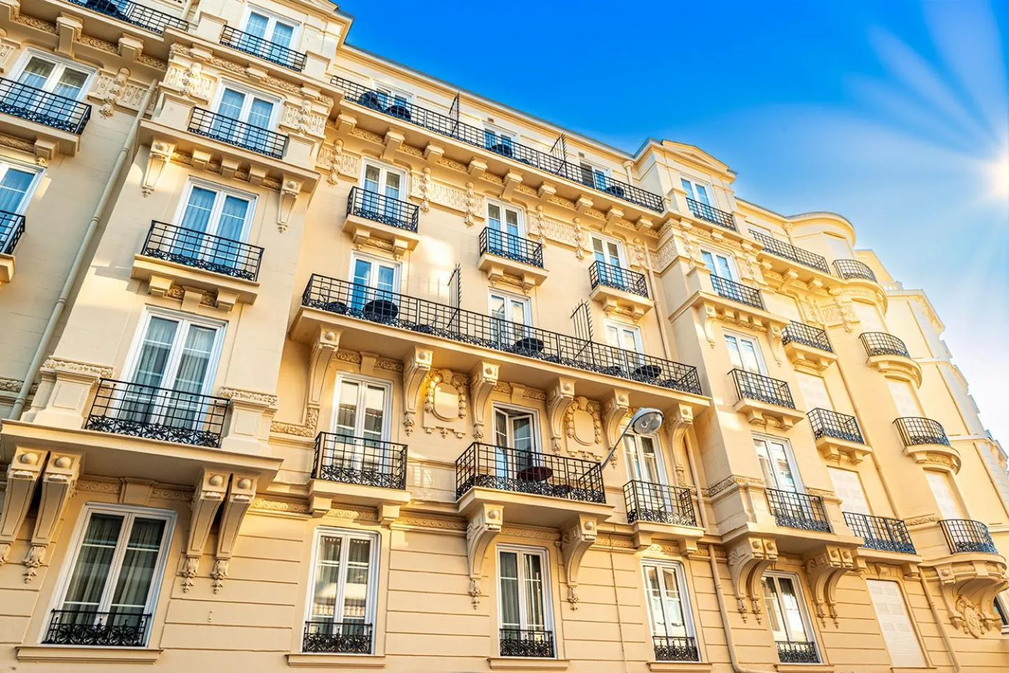 Property building in Résidence Aston la Scala