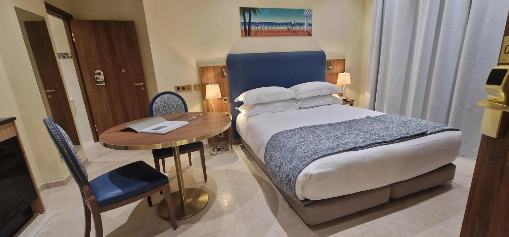 Bed in Résidence Aston la Scala