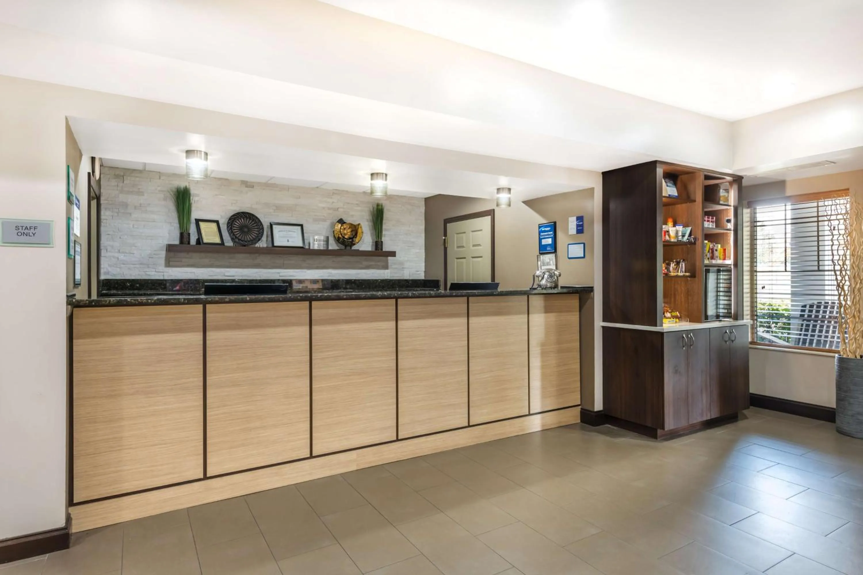 Lobby or reception in Best Western Plus Lake City