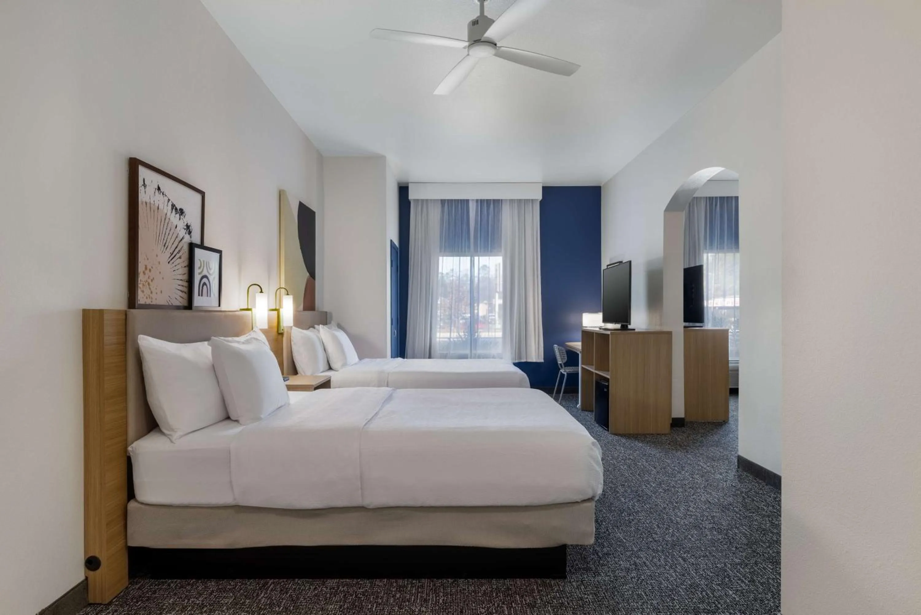 Bed in Spark by Hilton Nacogdoches