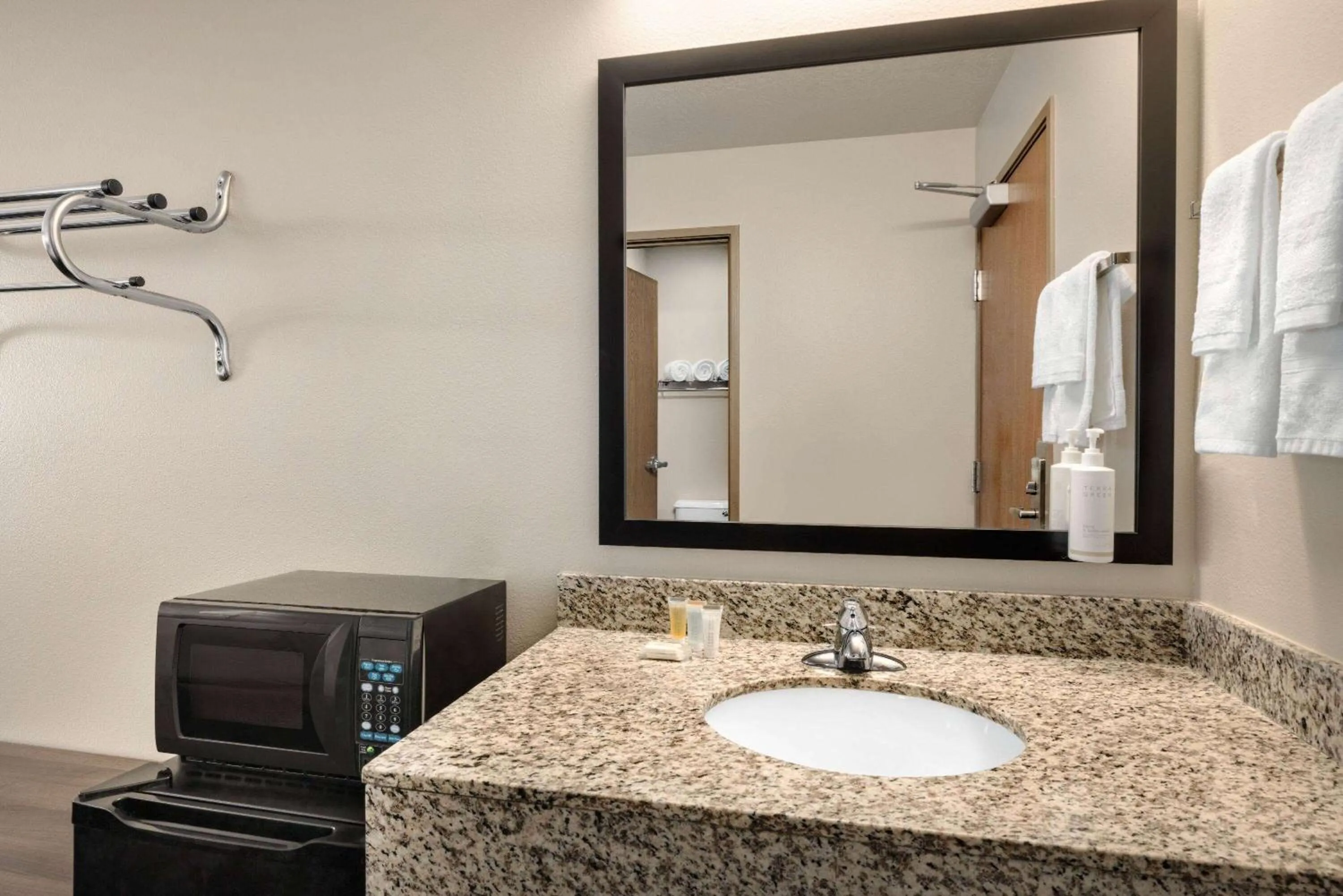 Bathroom in Travelodge by Wyndham Vaughn