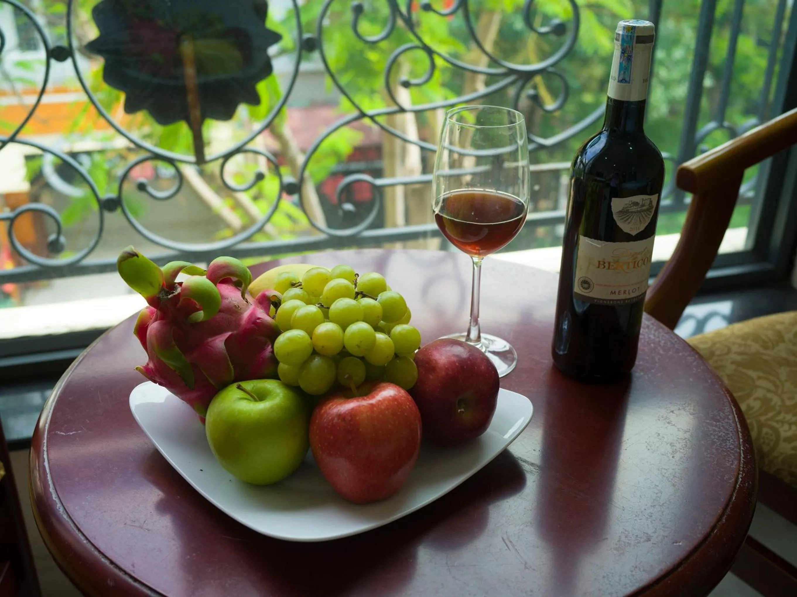 Food and drinks in Sunshine Boutique Hotel Phu My Hung