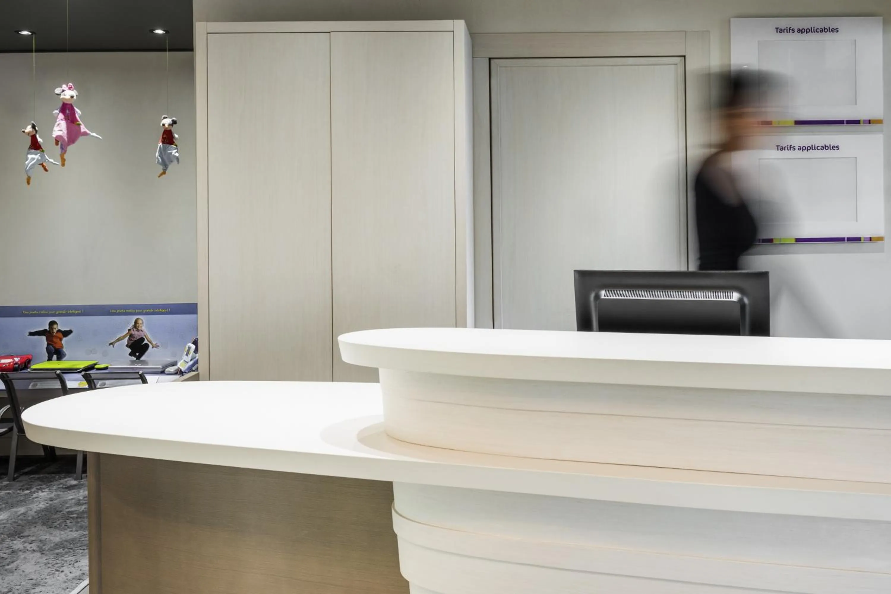 Lobby or reception in ibis Styles Meaux Centre