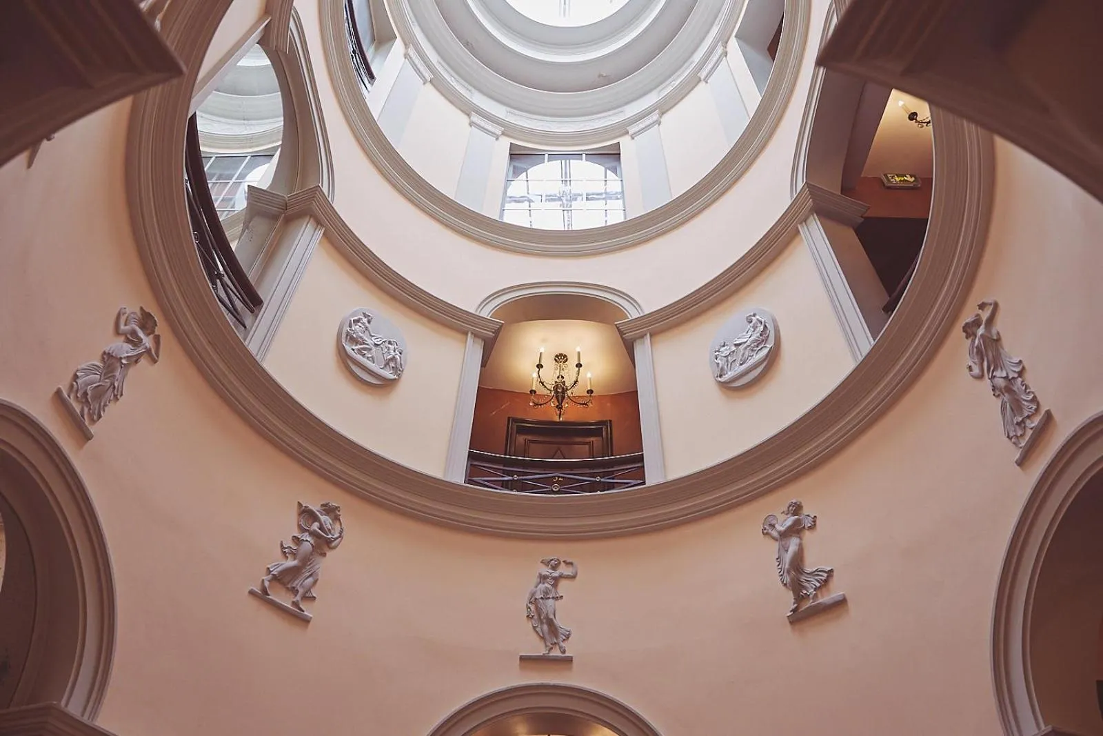 Lobby or reception in L'Hôtel