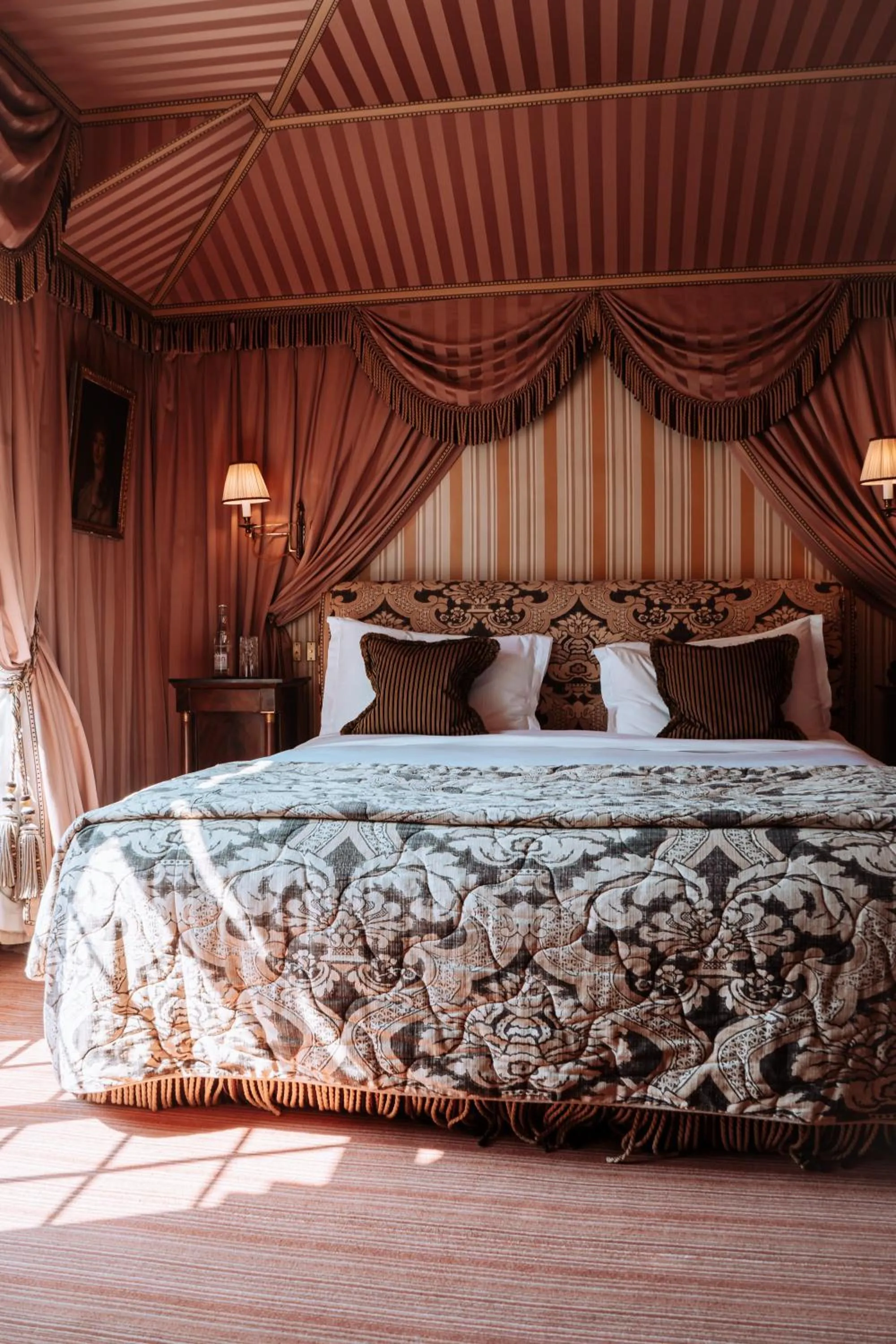 Bed in L'Hôtel