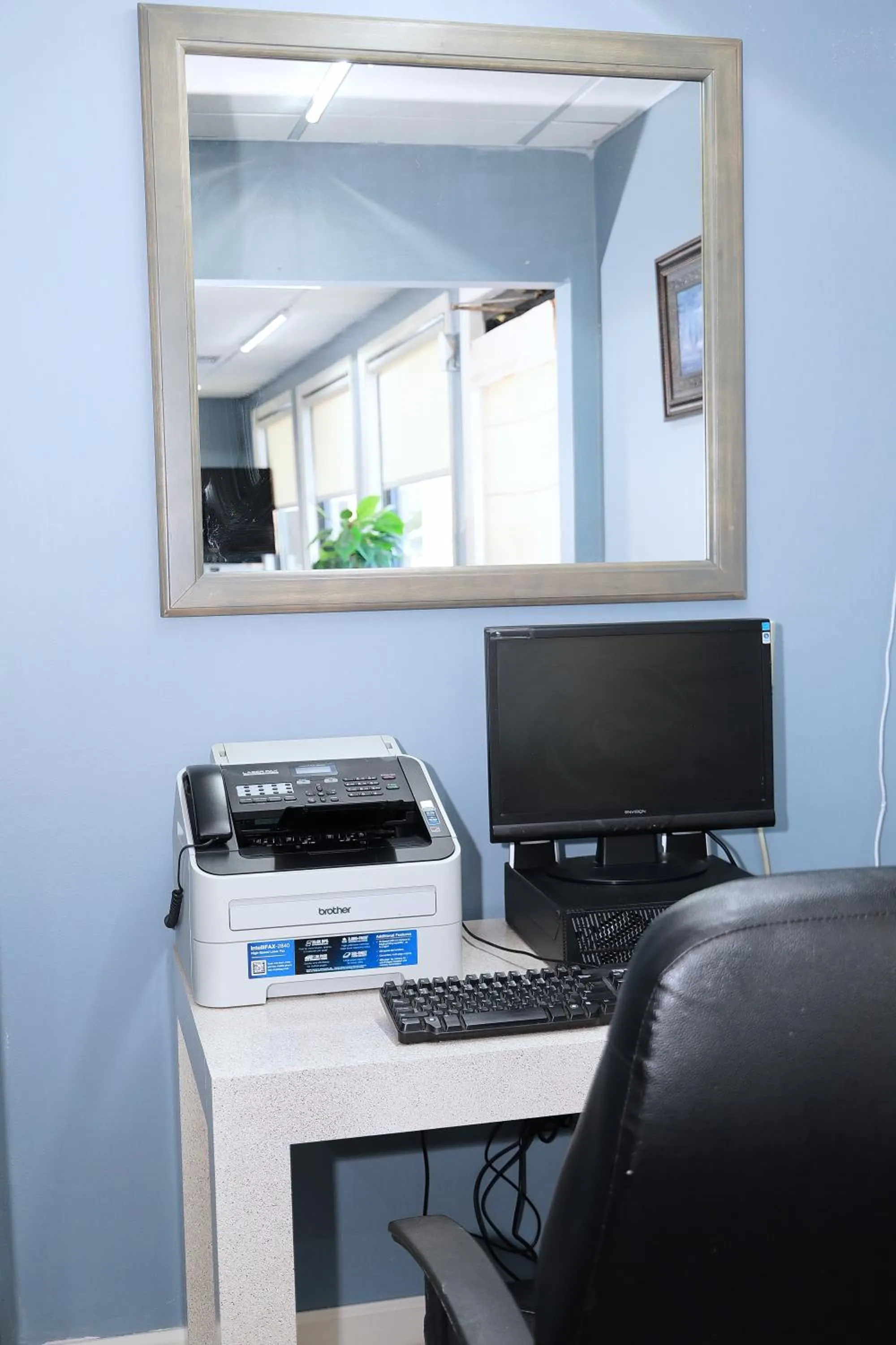 Business facilities in Super 8 by Wyndham Marion NC