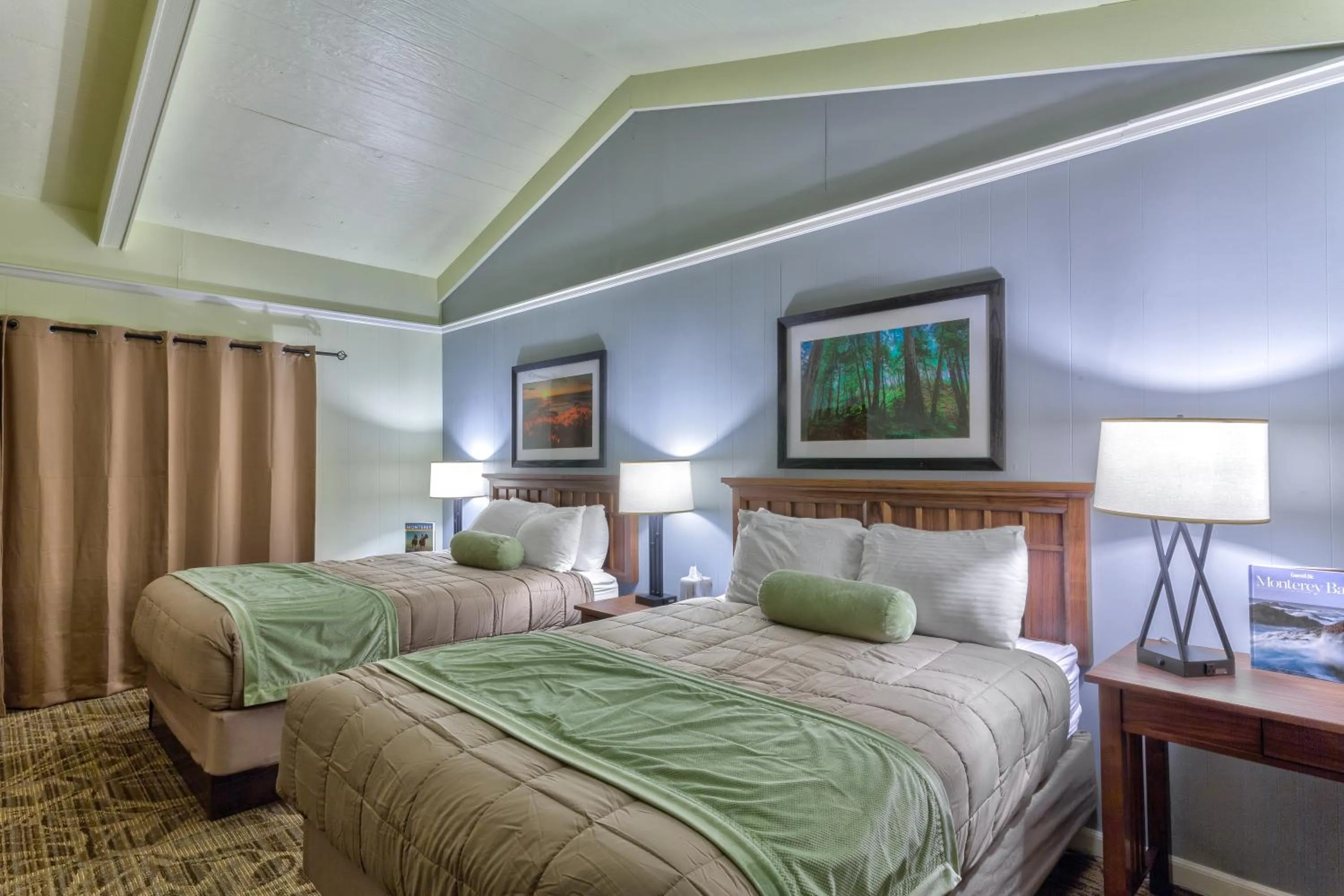 Bed in Big Sur Lodge