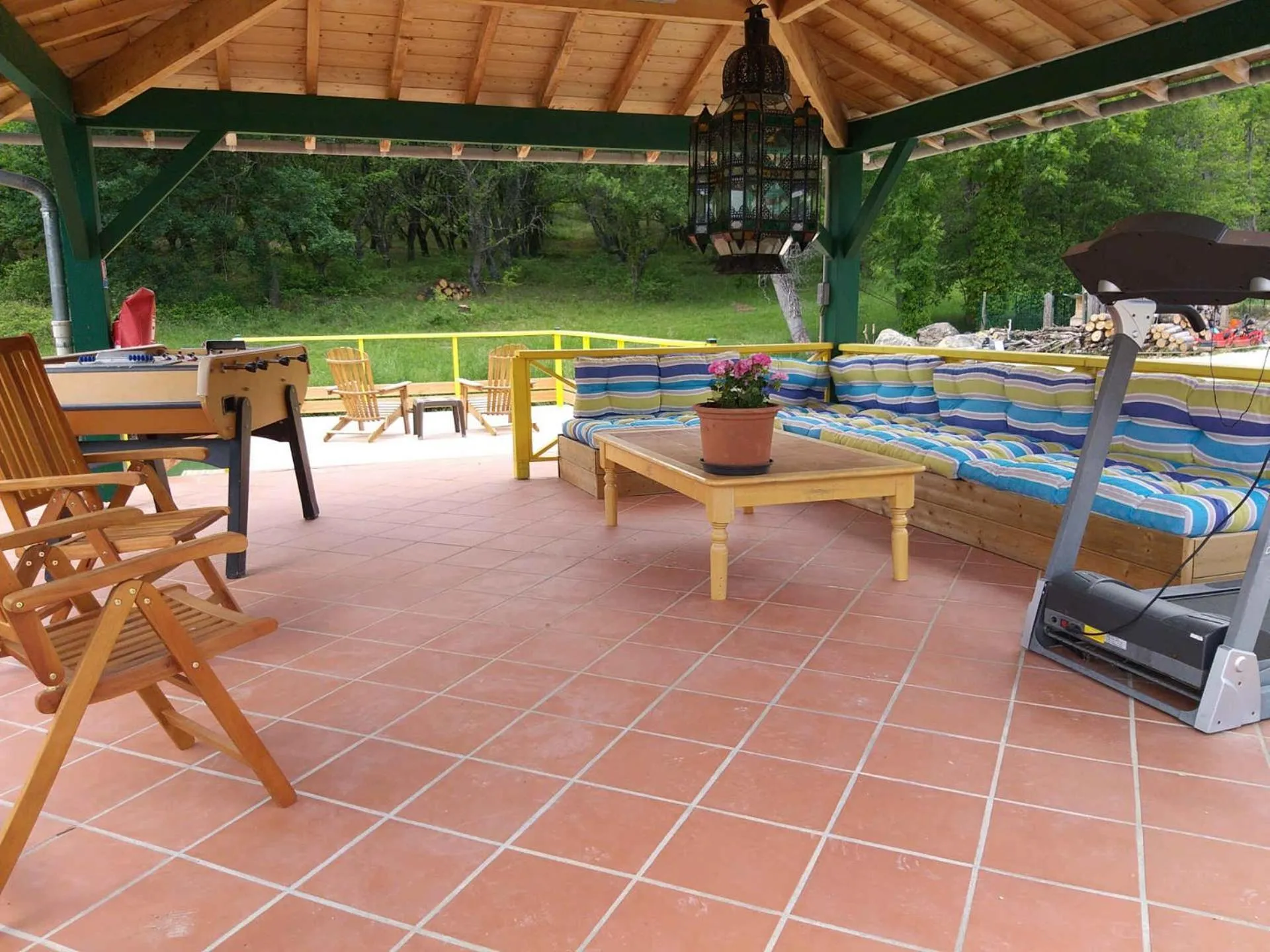 Patio in Les Chalets de Saint Maurice (Dieulefit)