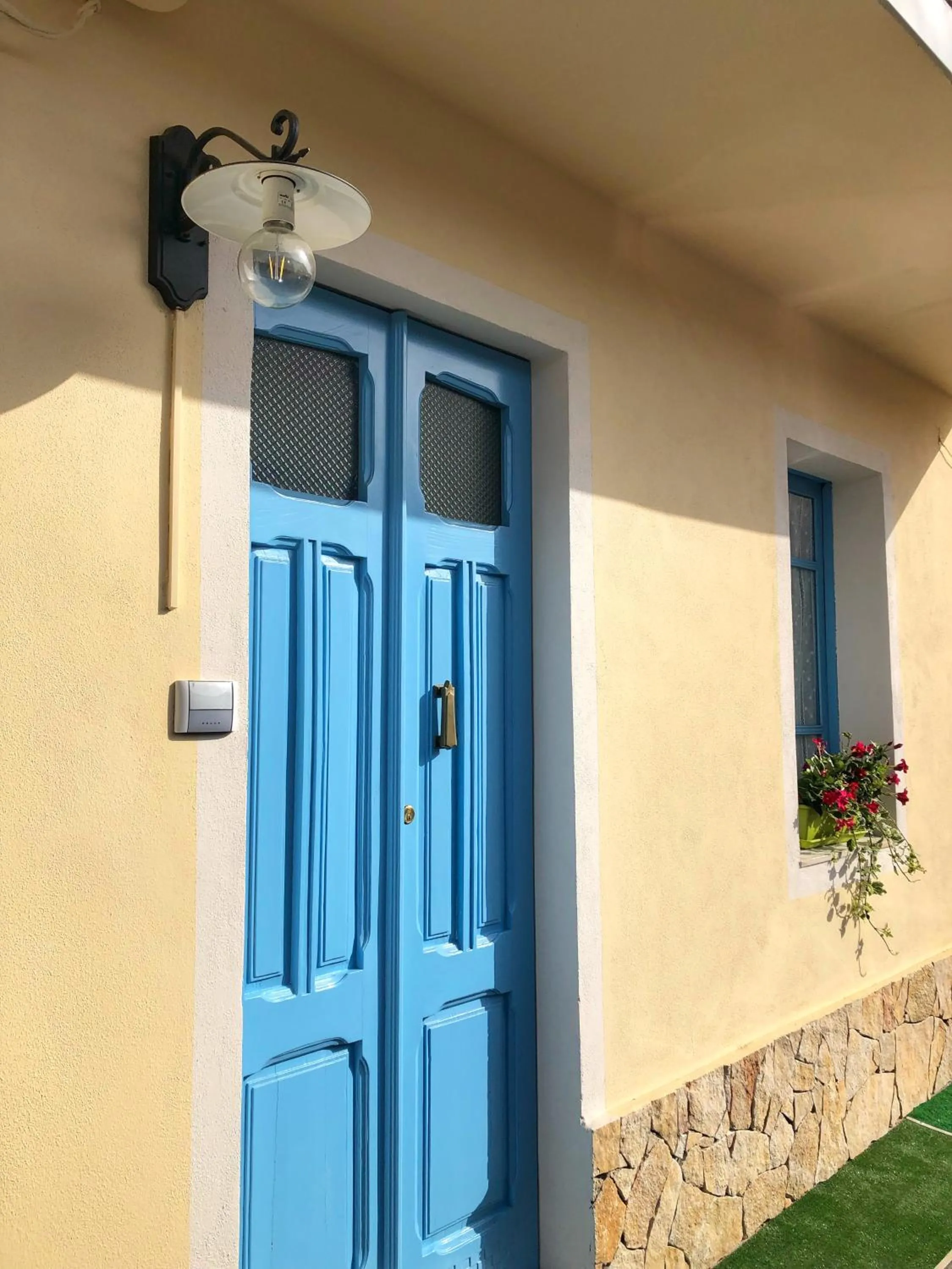 Facade/entrance in BnB Le Janas