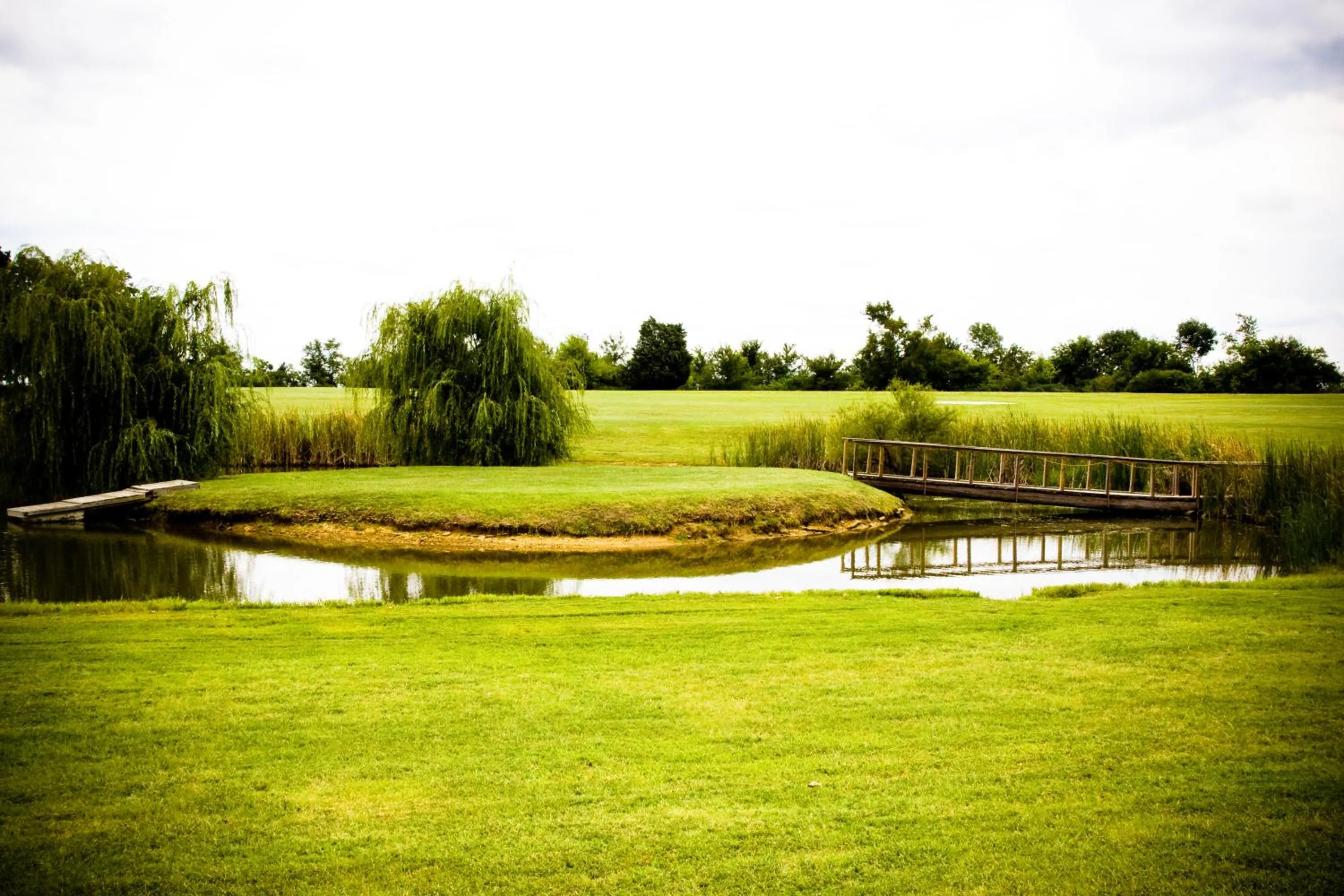 Facade/entrance in POSTOAK Lodge and Retreat