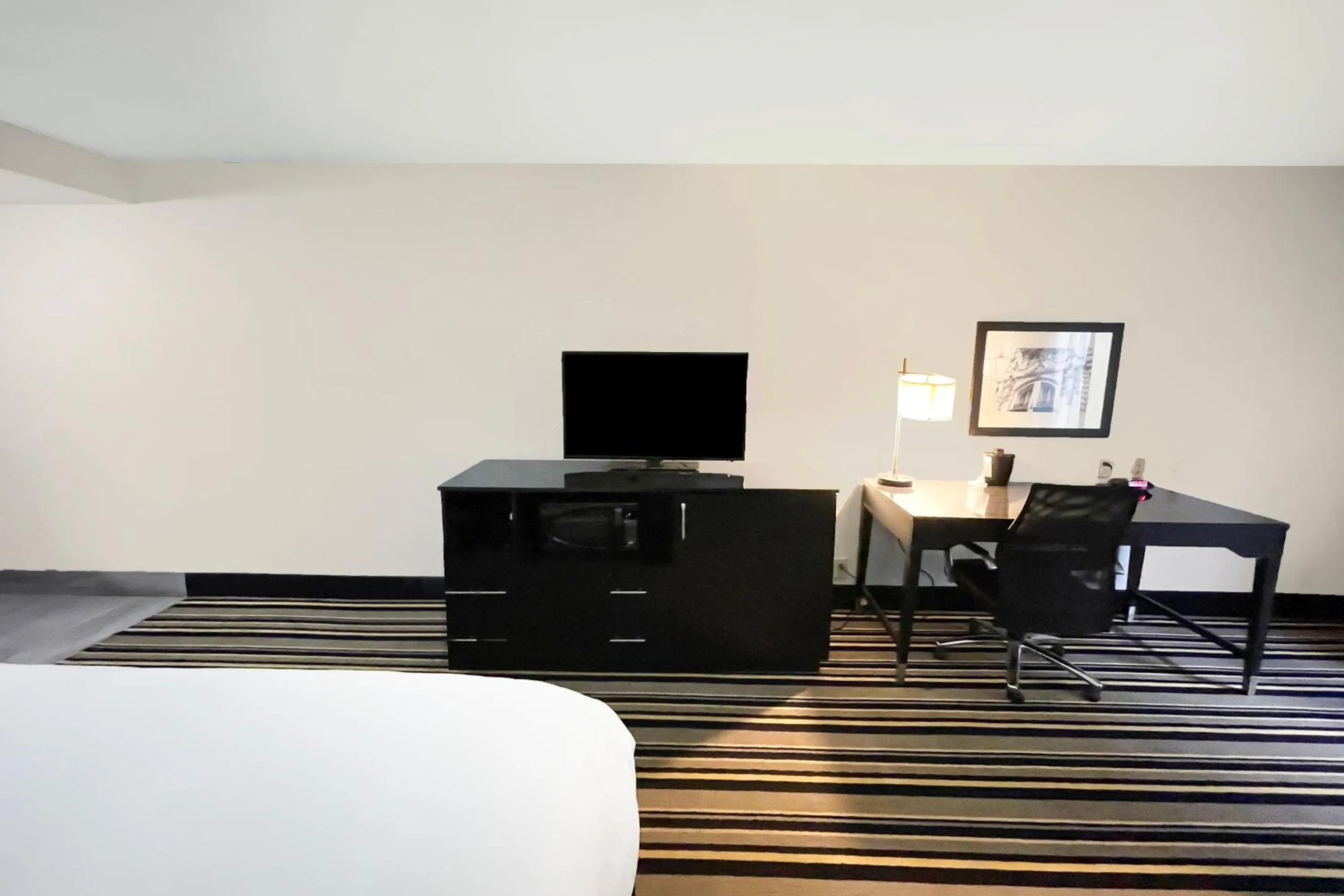 Bedroom in OYO Townhouse Jackson - Ridgeland