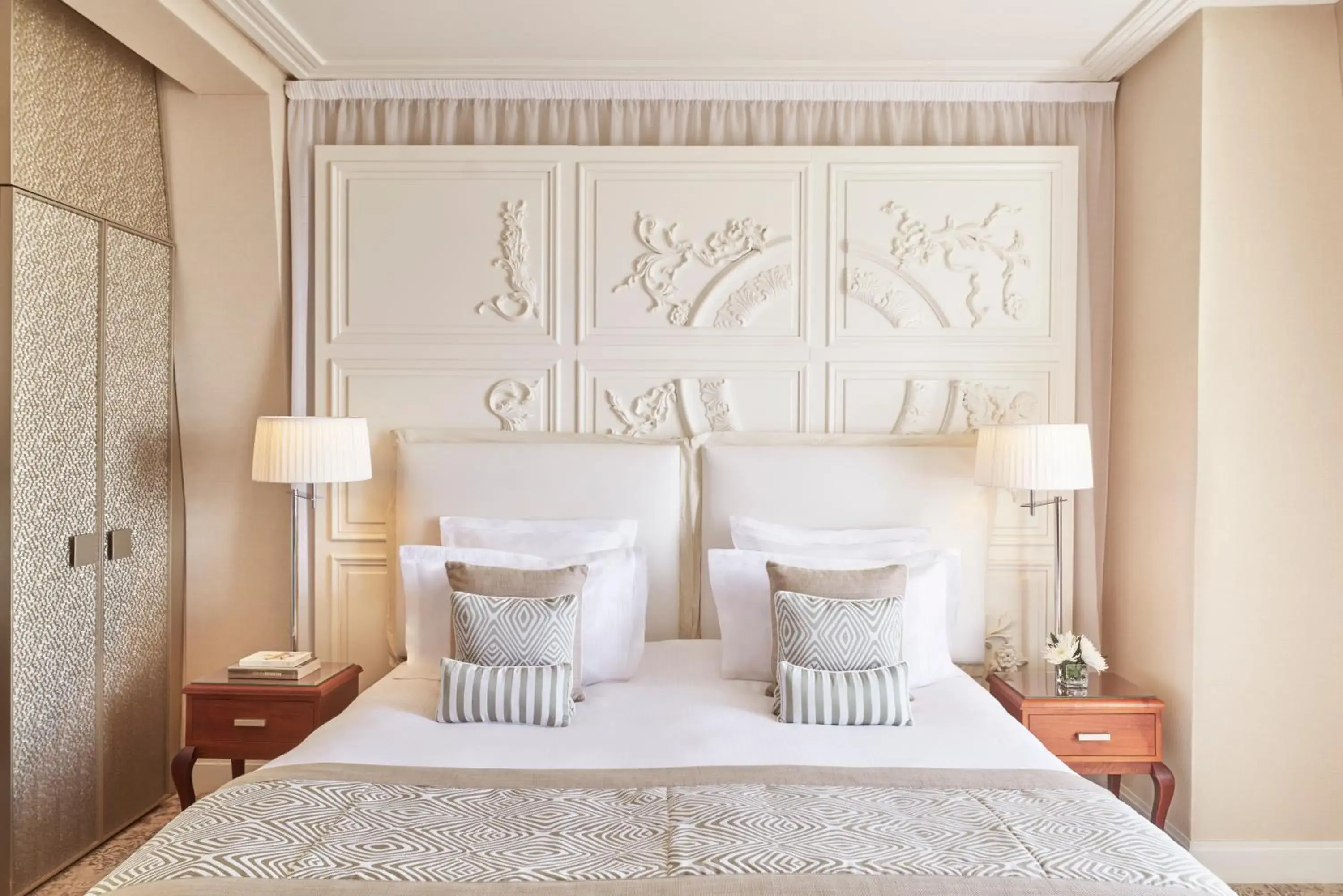 Prestige Suite with Sea View in Hôtel Barrière Le Royal La Baule Prestige Suite with Sea View in Hôtel Barrière Le Royal La Baule