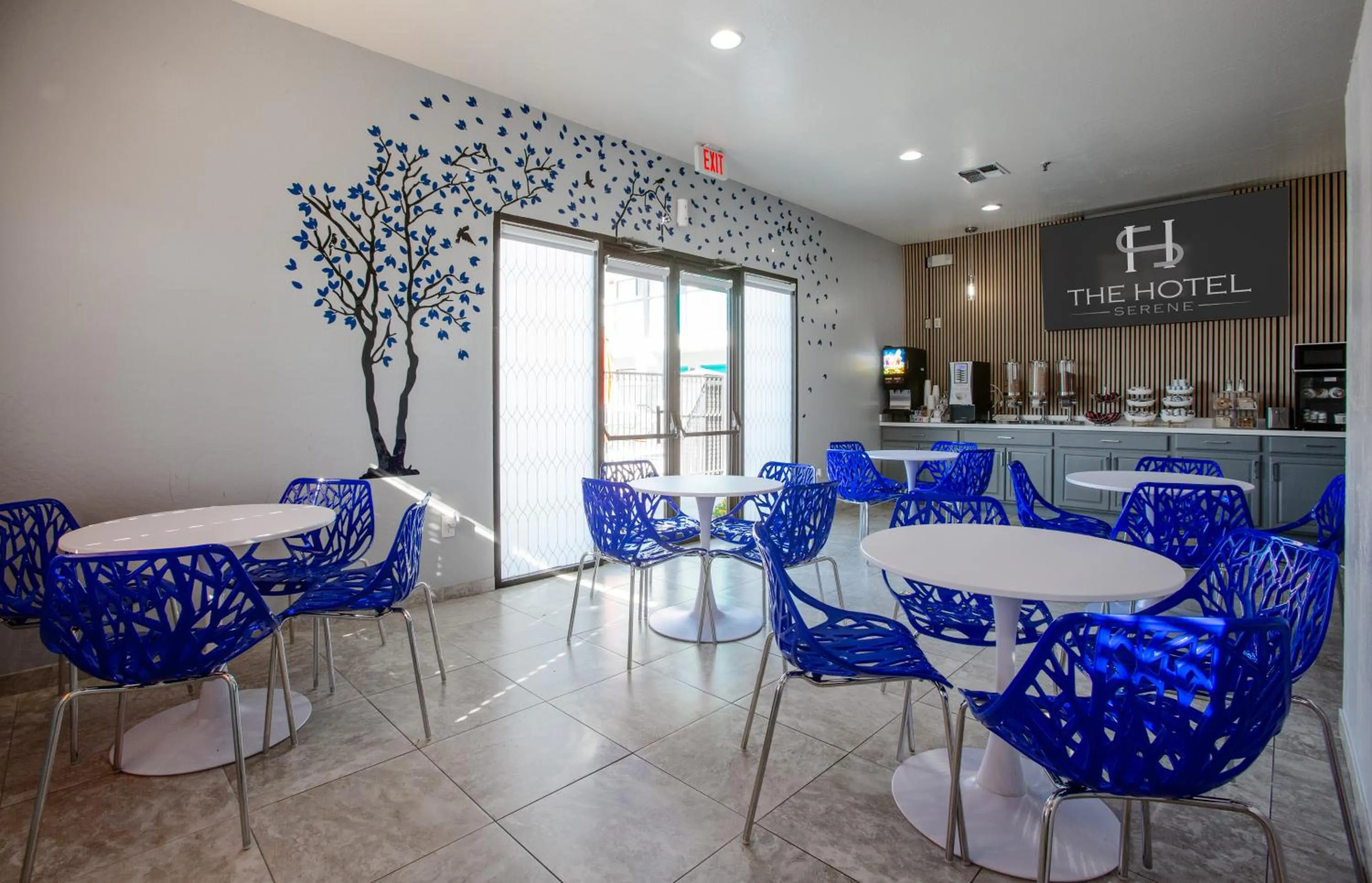 Breakfast in The Hotel Serene Glendale Peoria, Surestay Collection by Best Western