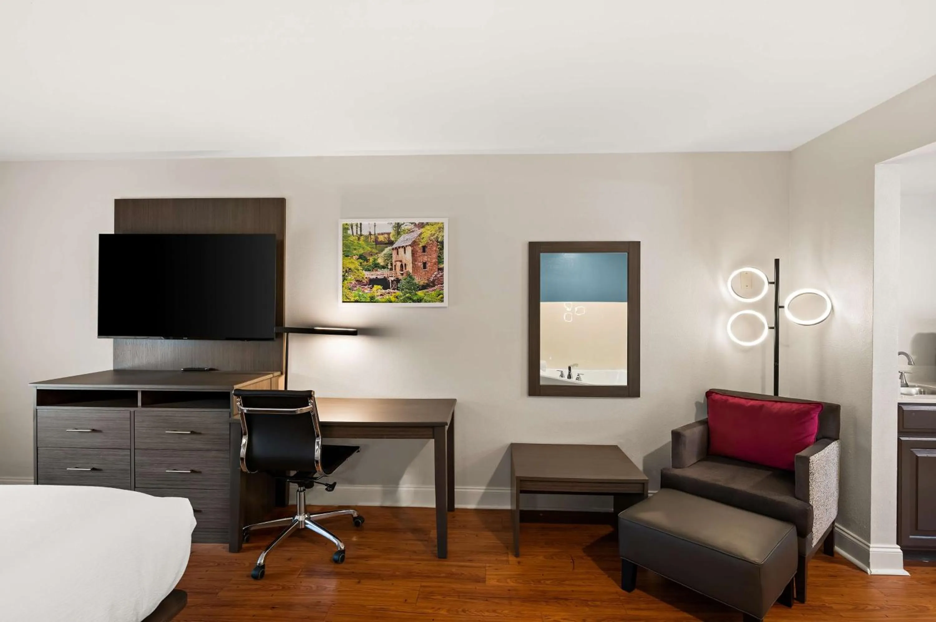 Seating area in Best Western Shackleford