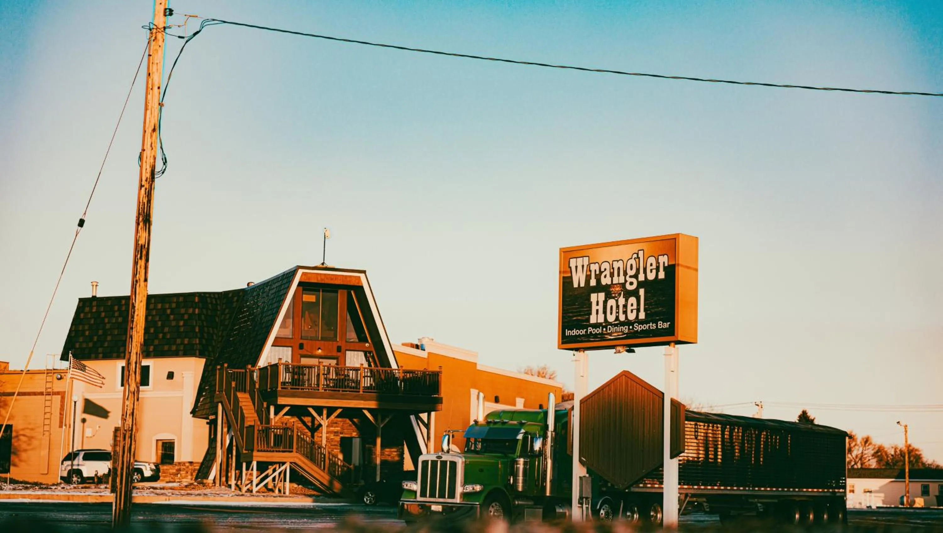 Property building in Wrangler Inn Mobridge