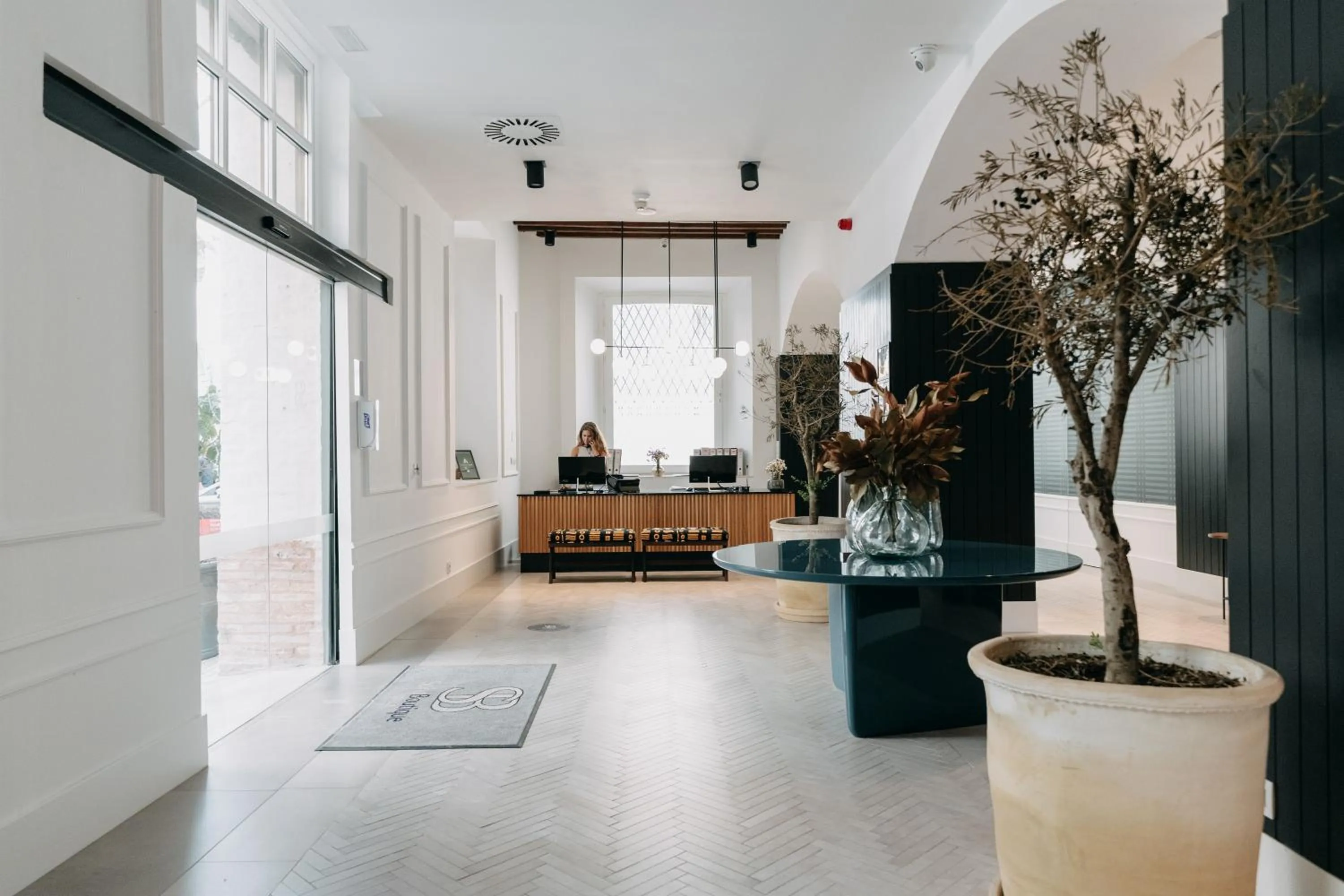 Staff in Soho Boutique Colón