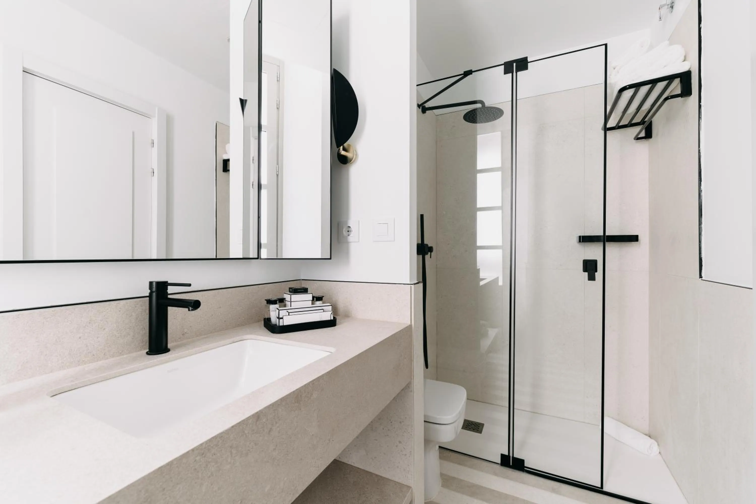 Photo of the whole room in Soho Boutique Colón