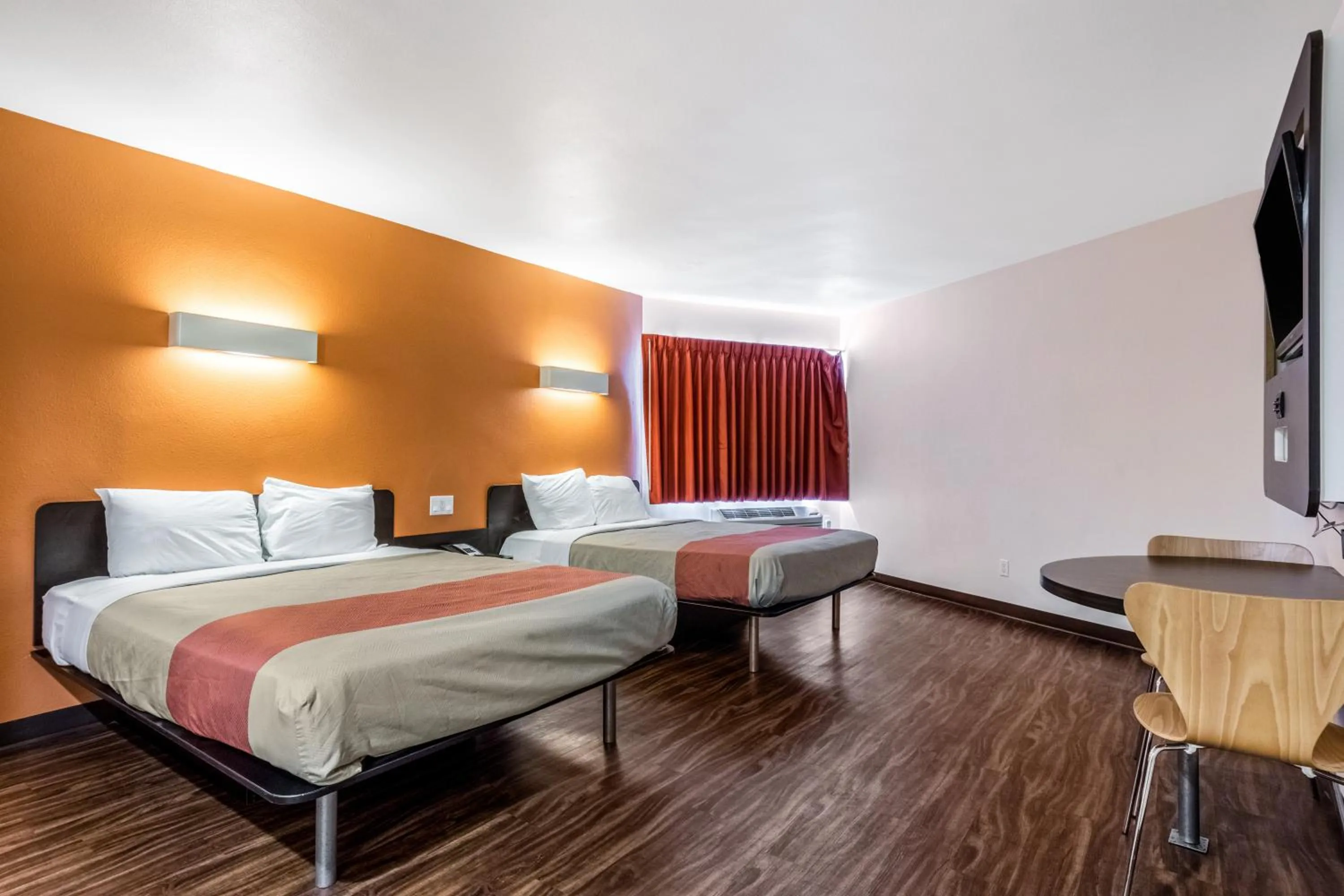 Bed in Motel 6-Oceanside, CA, Marina