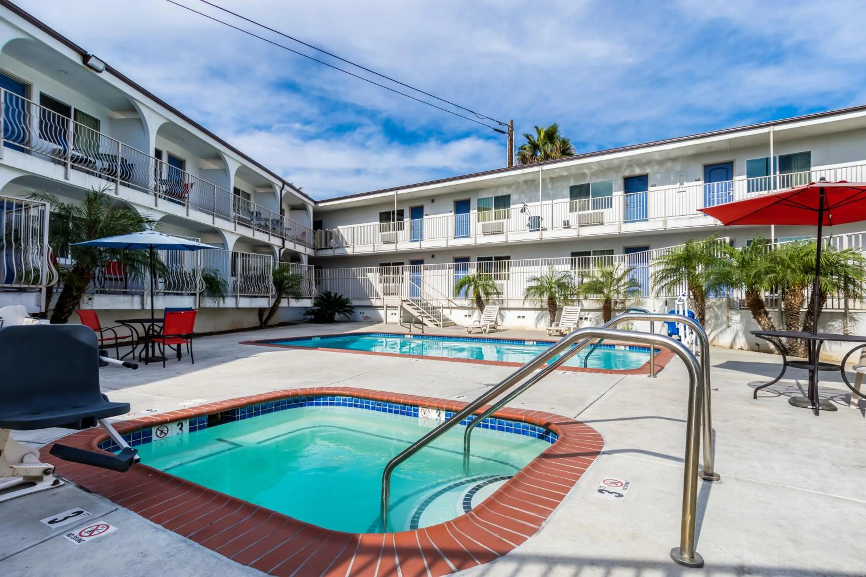 Motel 6-Oceanside, CA, Marina